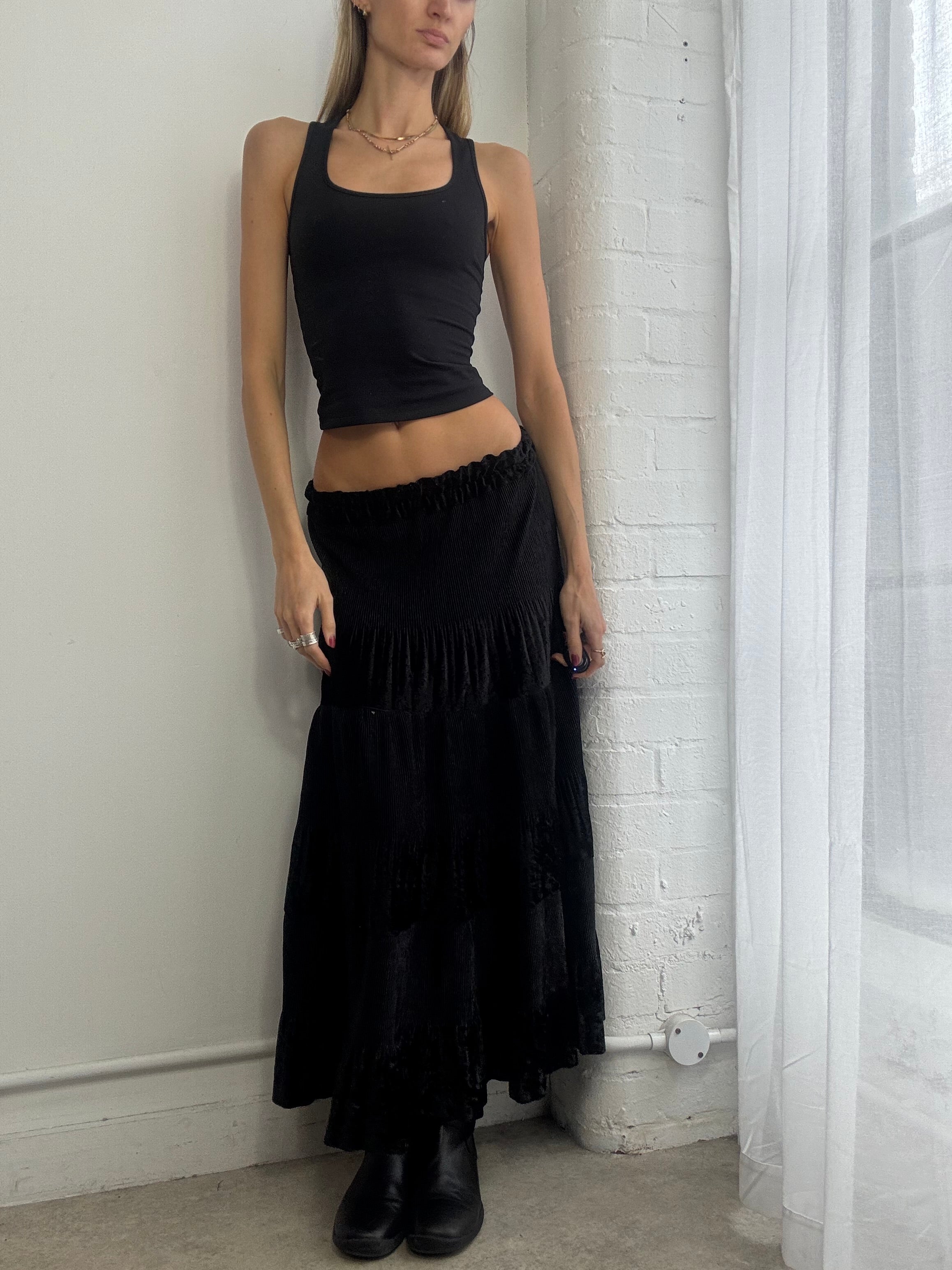 Vintage 90s black velvet ruffle midi skirt