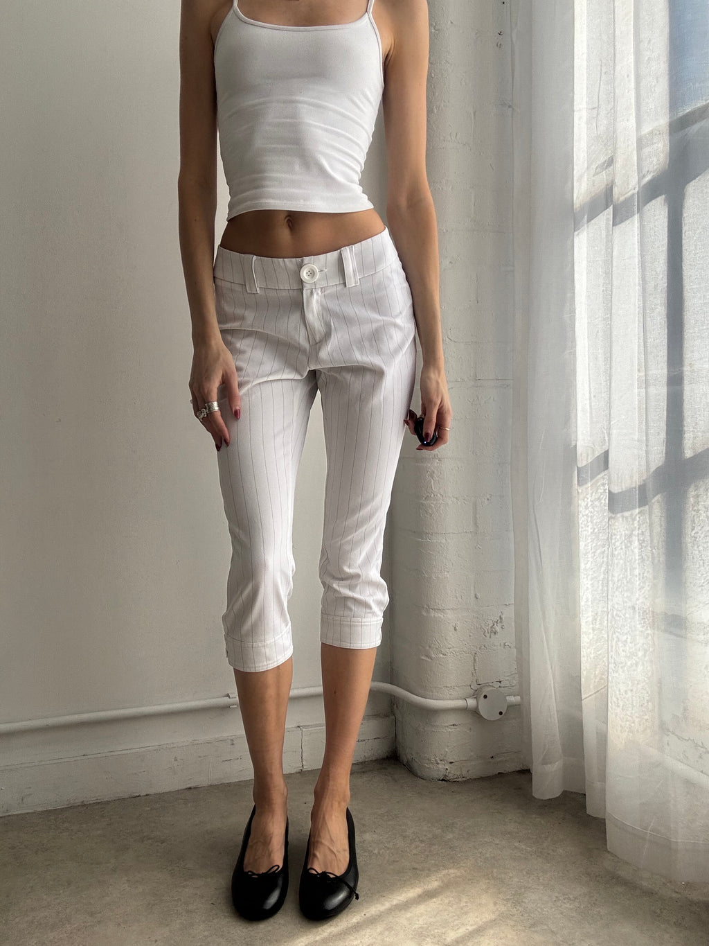 Vintage Y2K white pinstripe capri trousers