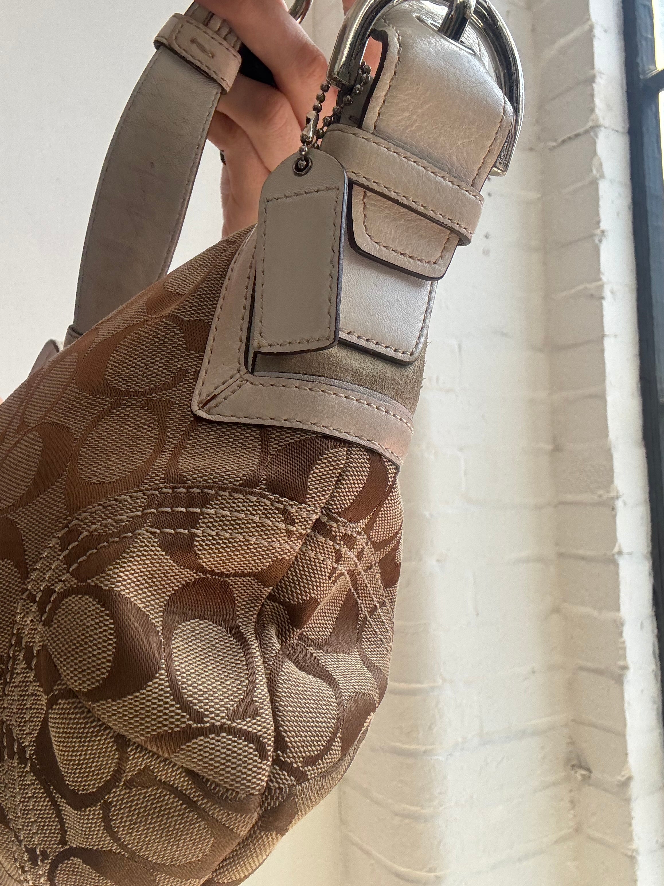 Vintage Y2K Coach Signature Soho Shoulder Bag – Christie's Cupboard