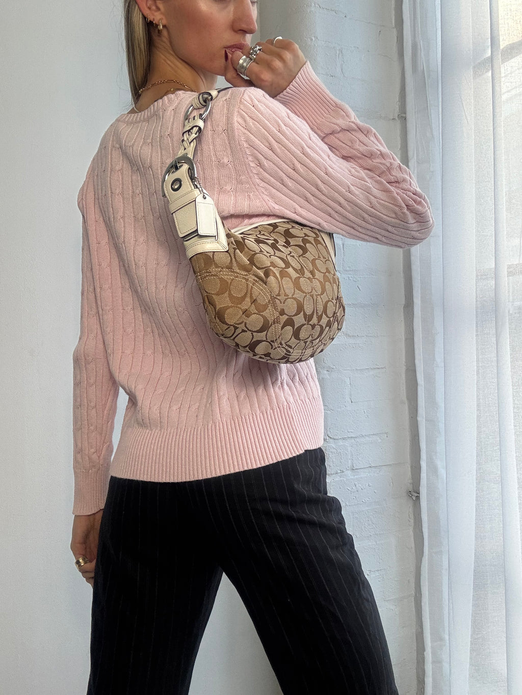 Vintage Y2K pink cable knit jumper