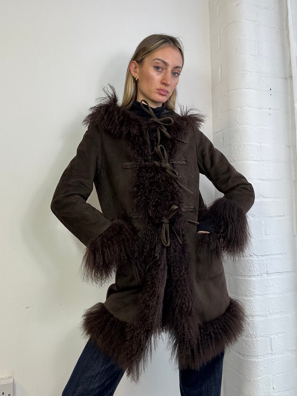 Vintage Y2K hooded Mongolian fur trim coat