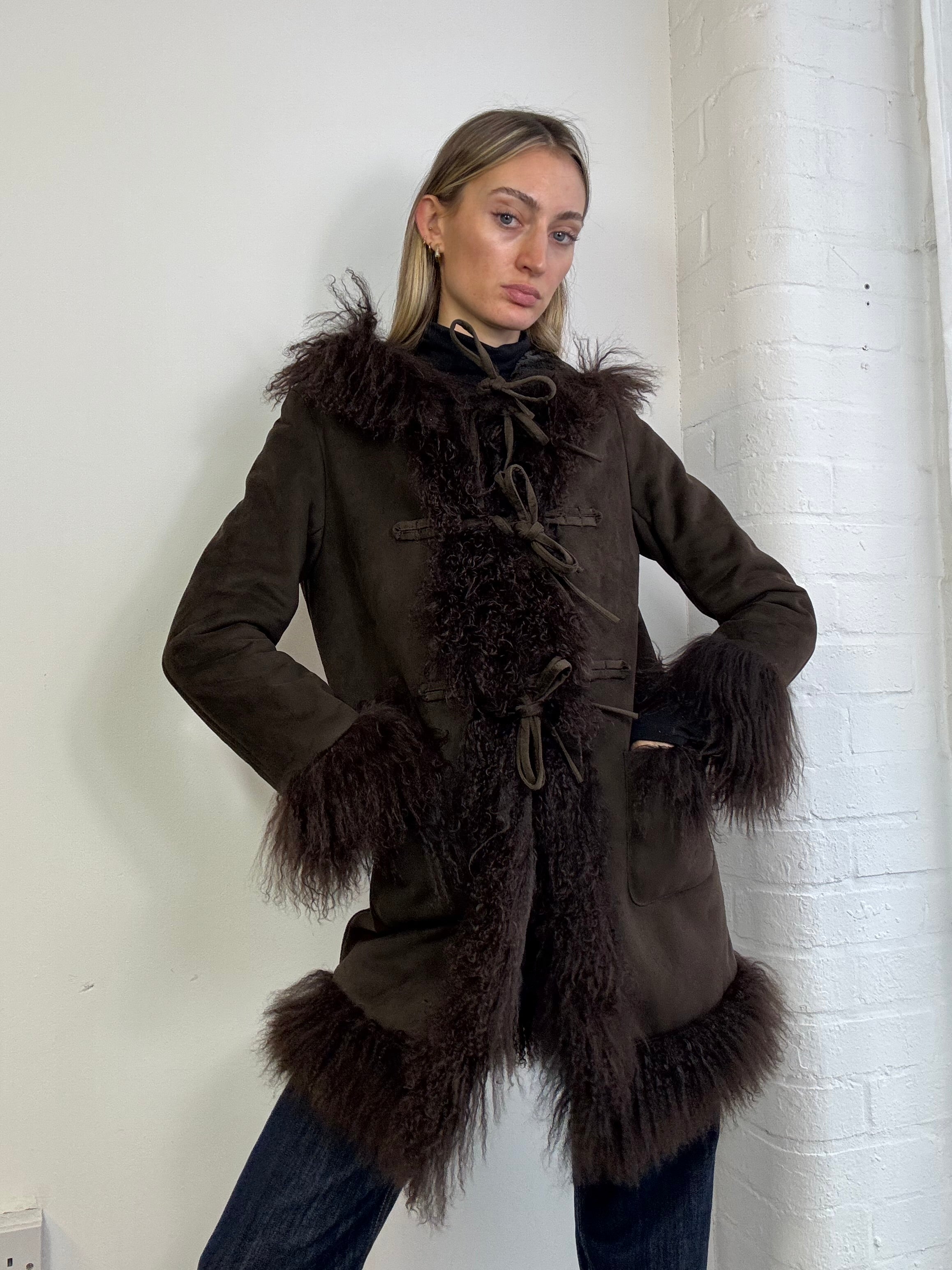 Vintage Y2K hooded Mongolian fur trim coat
