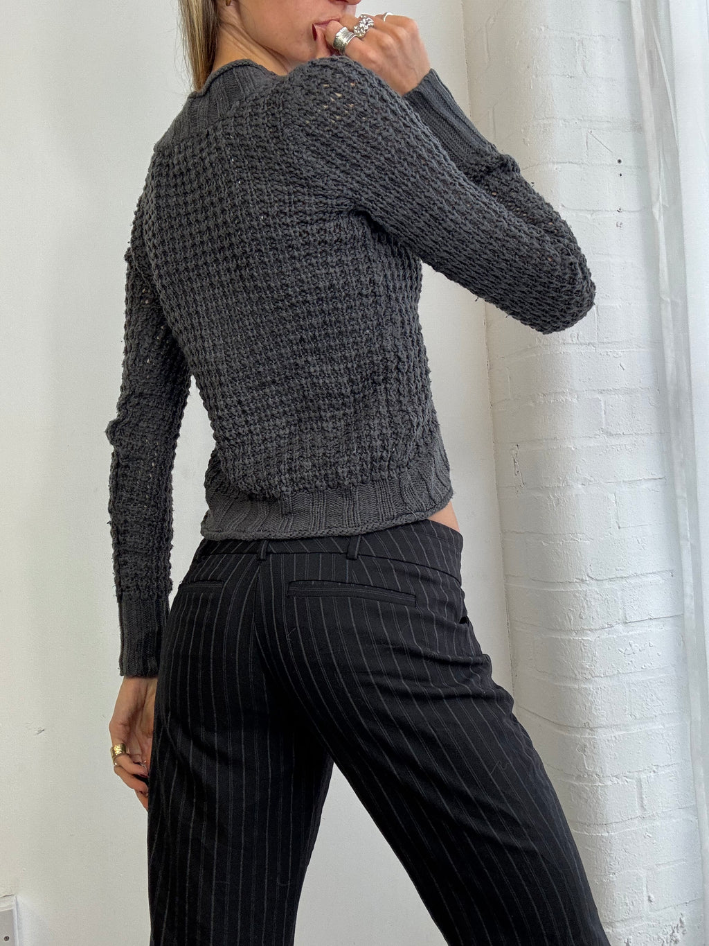 Vintage Y2K grey knitted crop cardigan