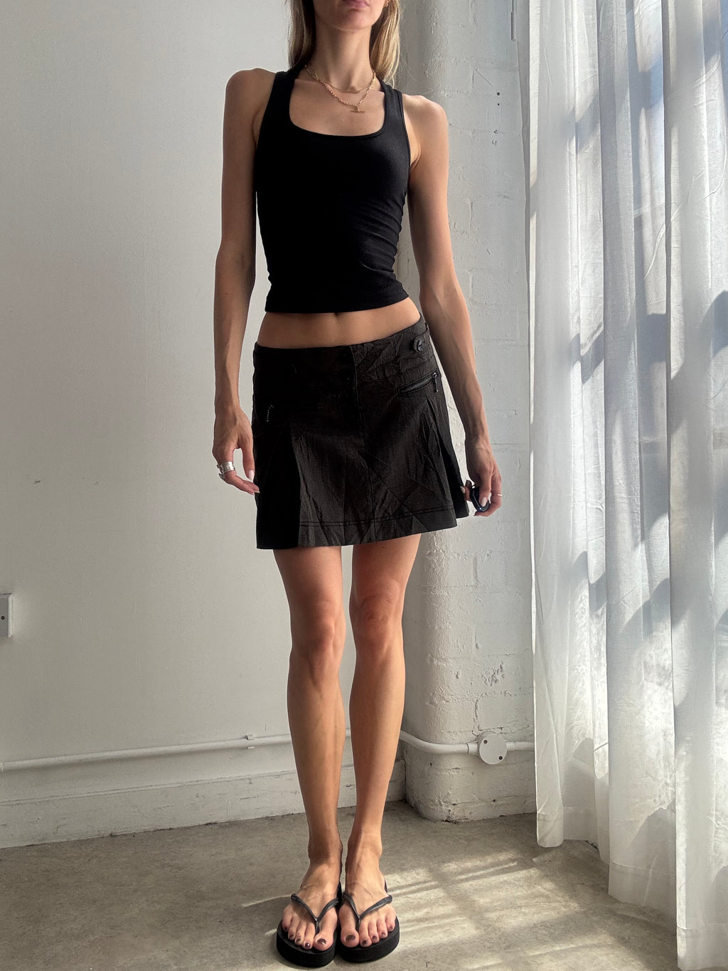 Vintage Black Pleated Mini Skirt Y2K - Size M