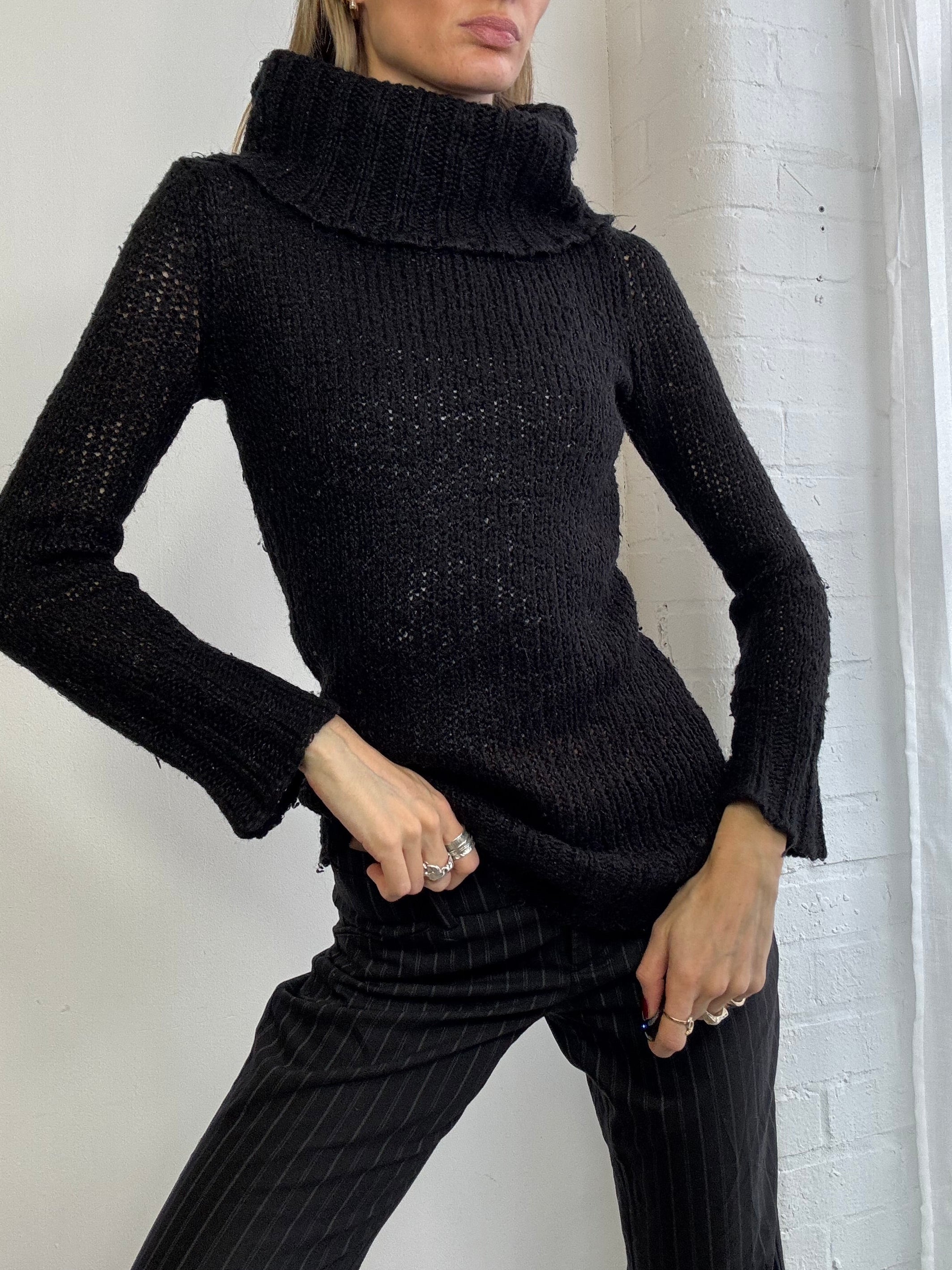 Vintage Y2K black knitted roll neck jumper