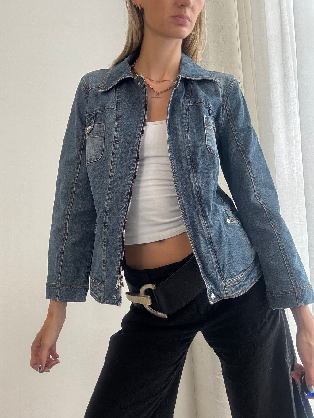 Vintage Fitted Denim Jacket – Blue Zip-Up Jean Jacket Y2K - Size M
