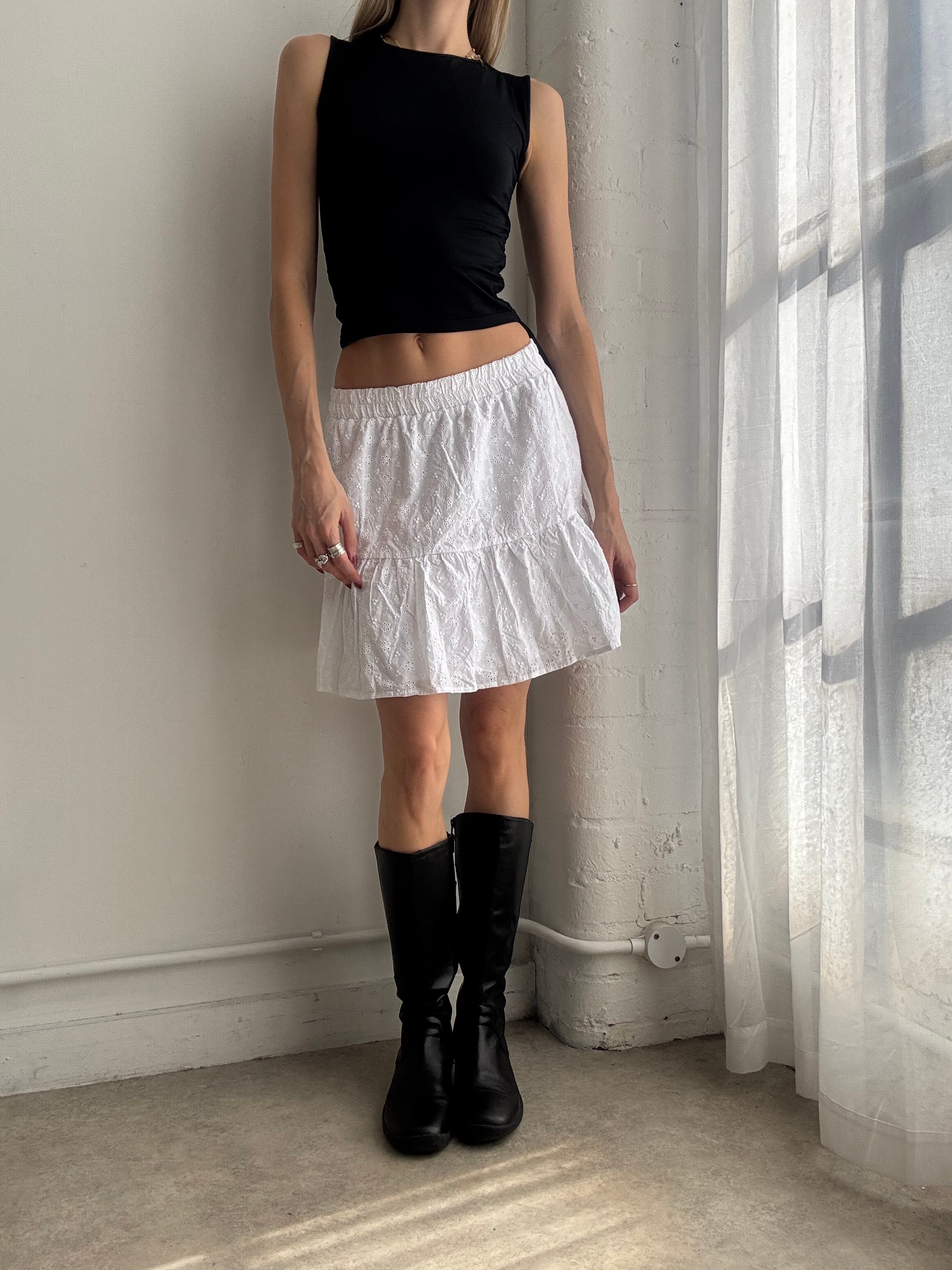 Vintage Y2K white broderie angliase ruffle mini skirt