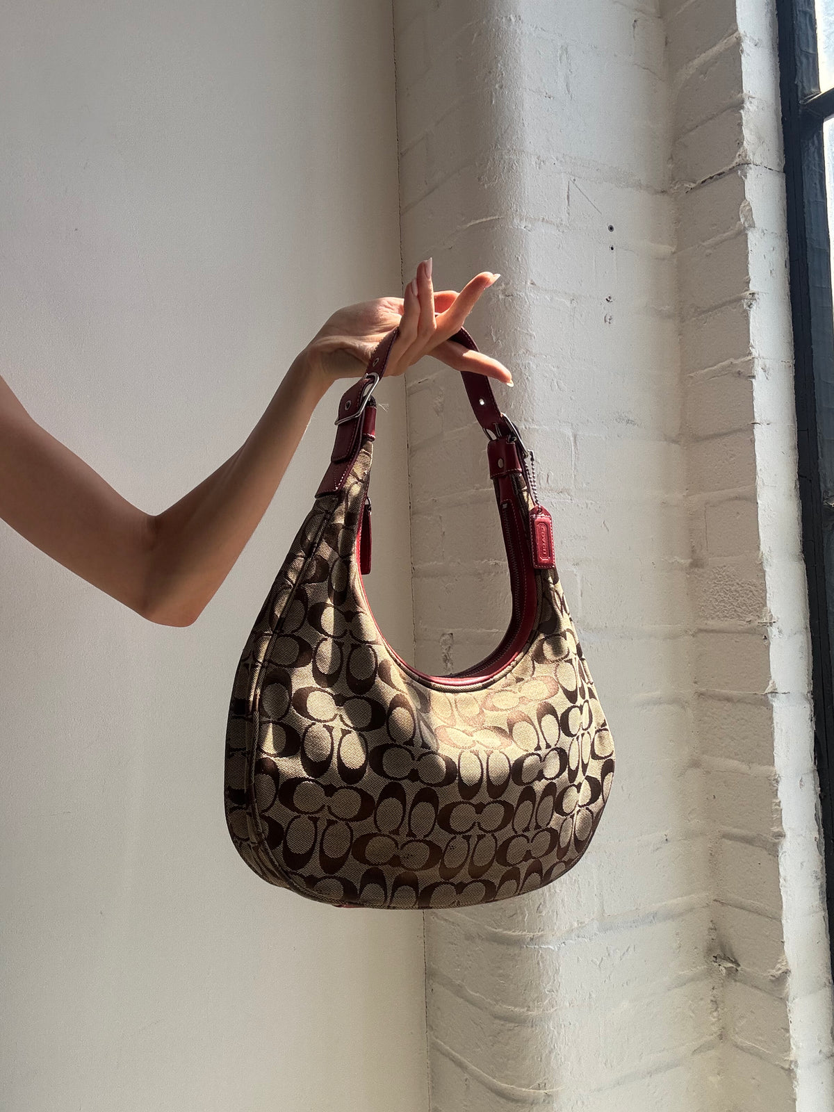 Vintage Y2K Coach Signature Hobo Shoulder Bag Brown Red 
