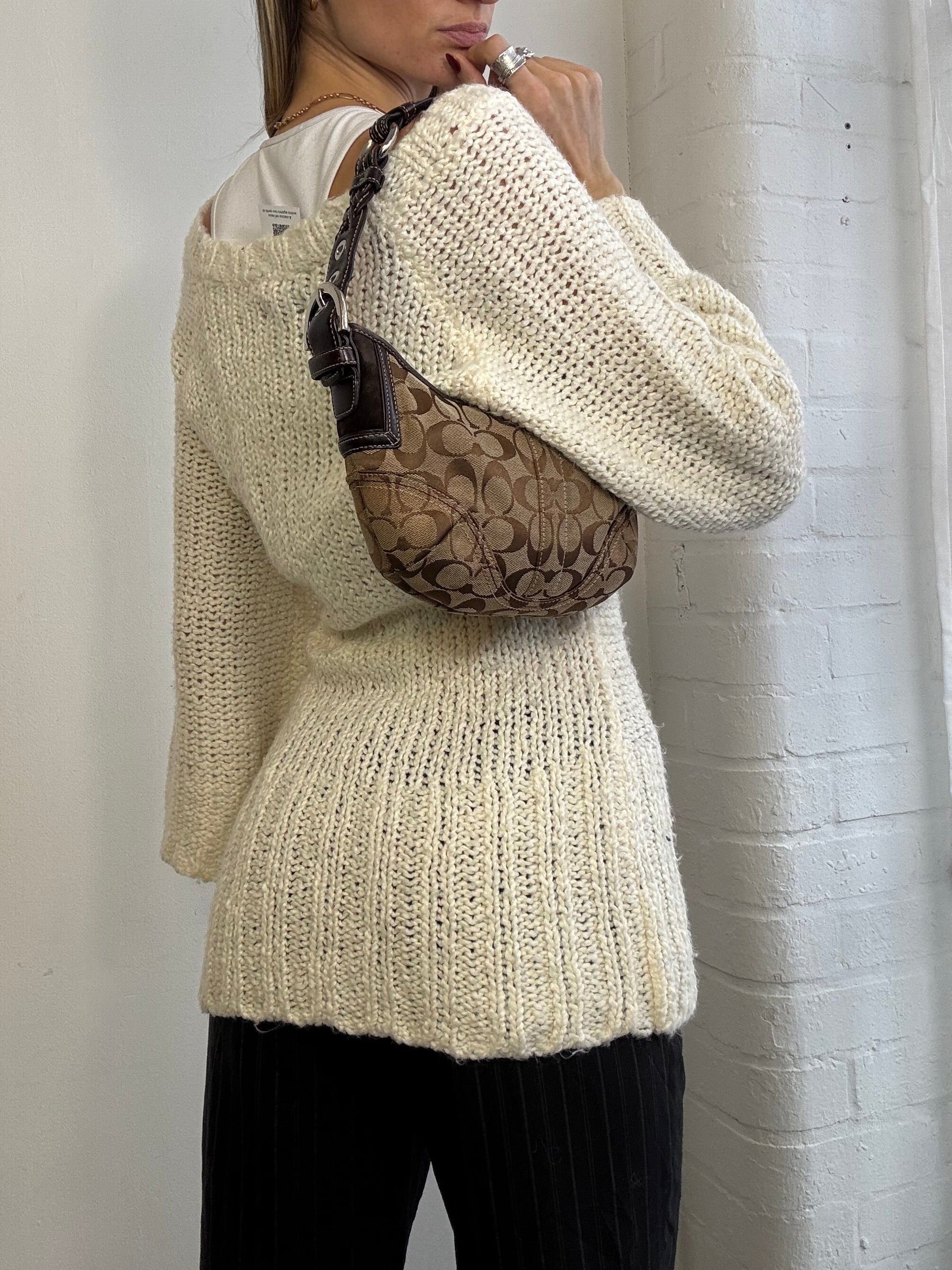 Vintage Y2K knitted white jumper