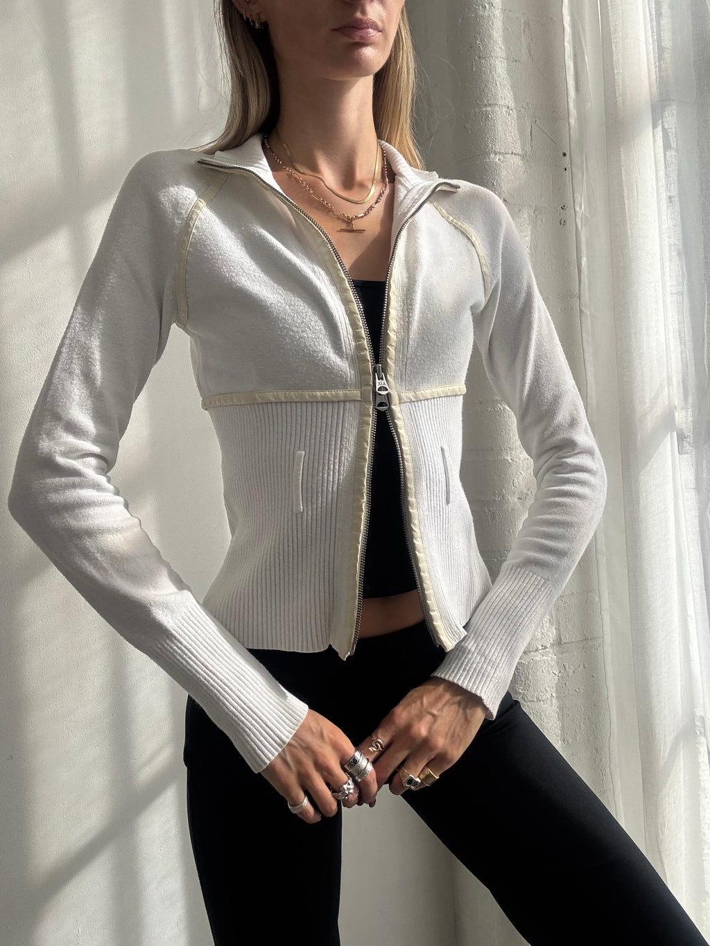 Vintage Y2K Armani White Ribbed Zip Up Knit Cardigan - Size S-M