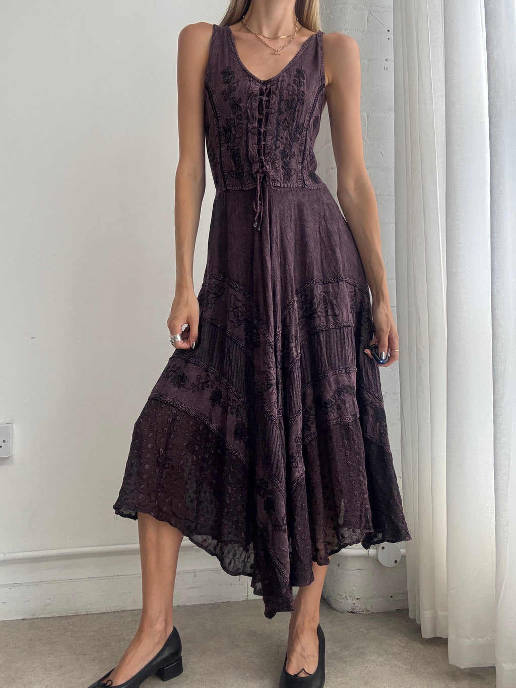 Vintage Y2K Purple Embroidered Handkerchief Hem Midi Dress – Size L