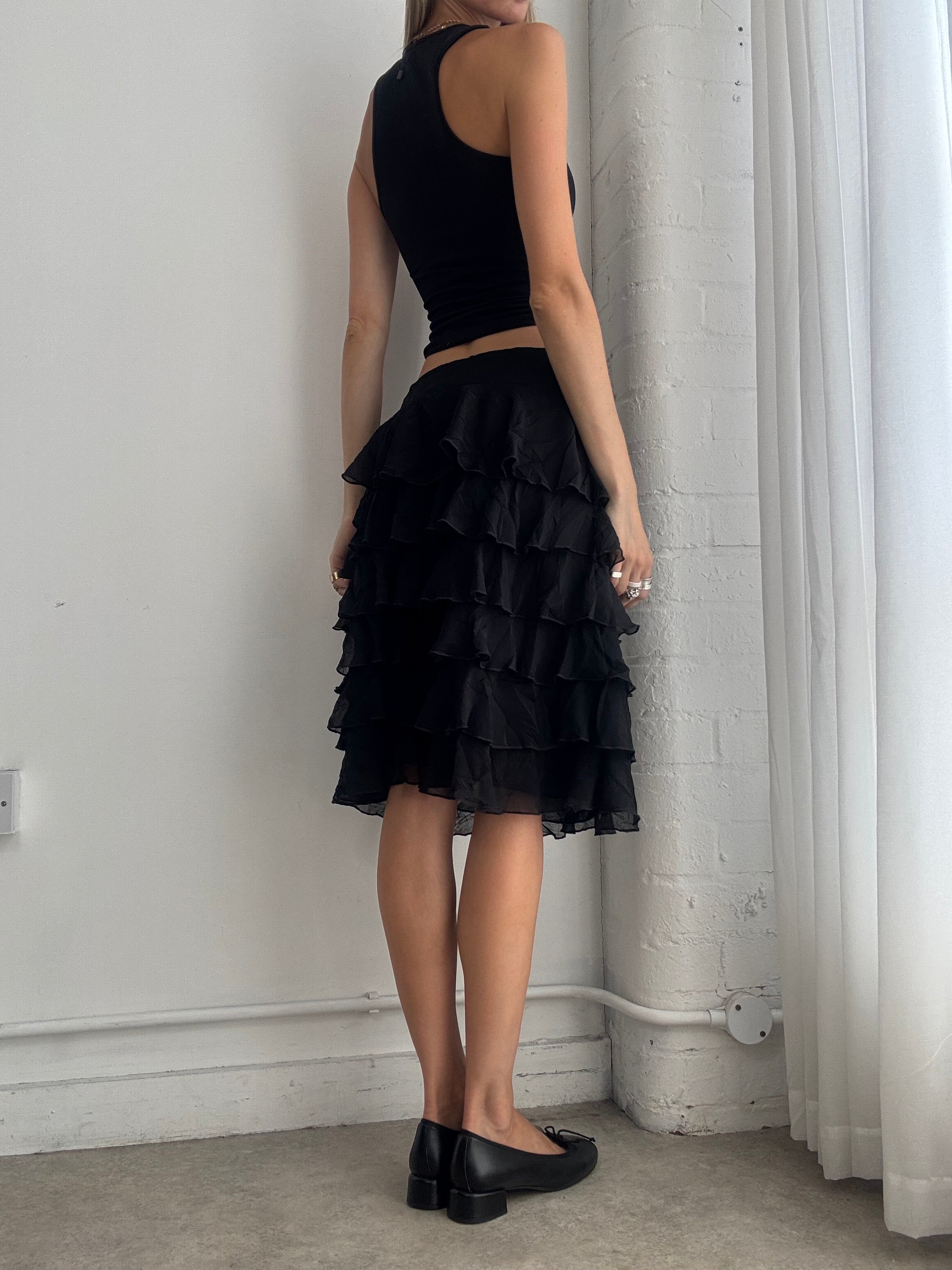 Vintage Y2K Black Tiered Ruffle Midi Skirt – Boho Mesh Layered Skirt - Size S/M