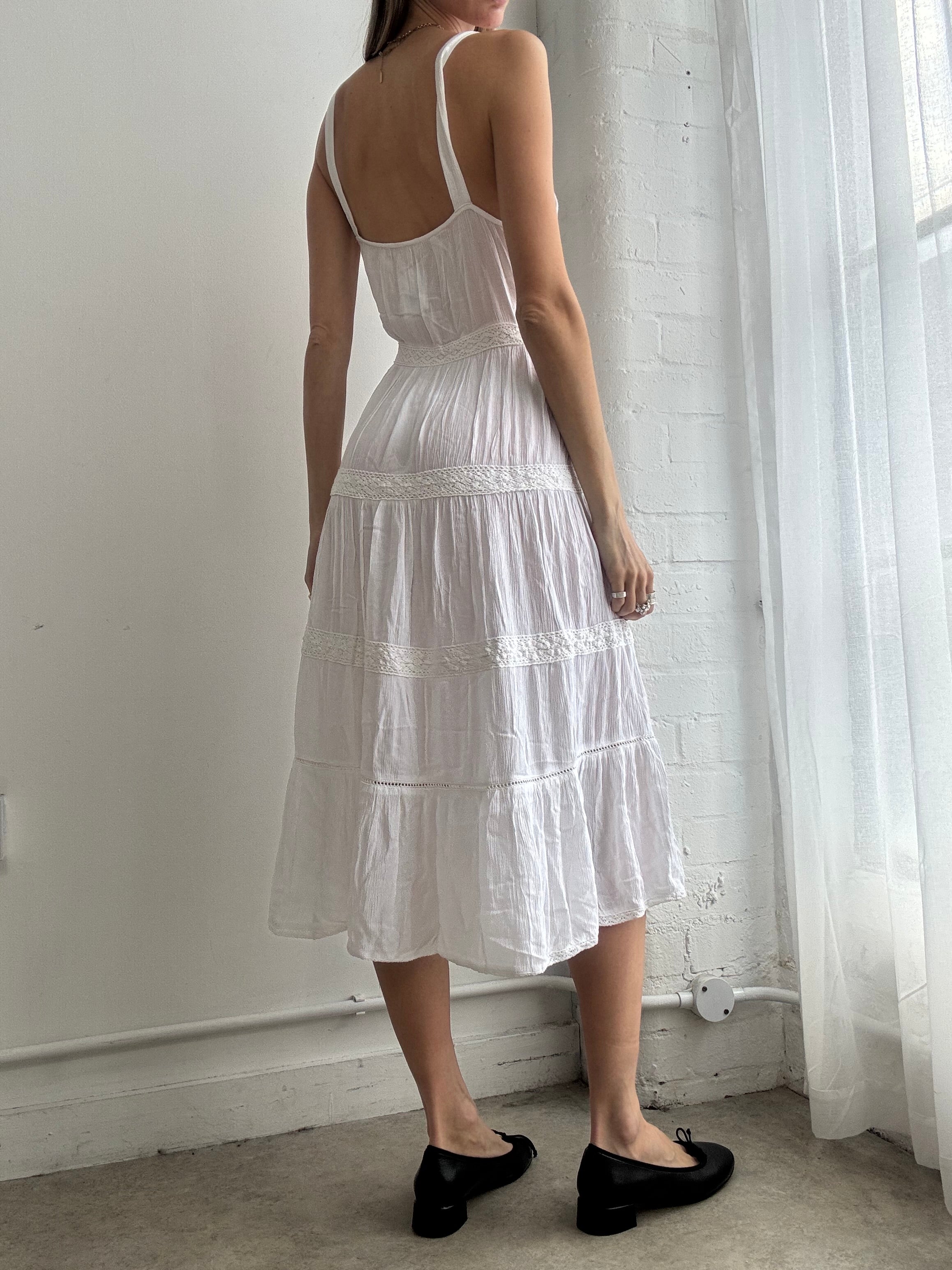 Vintage Y2K white tiered cotton midi dress - Size M