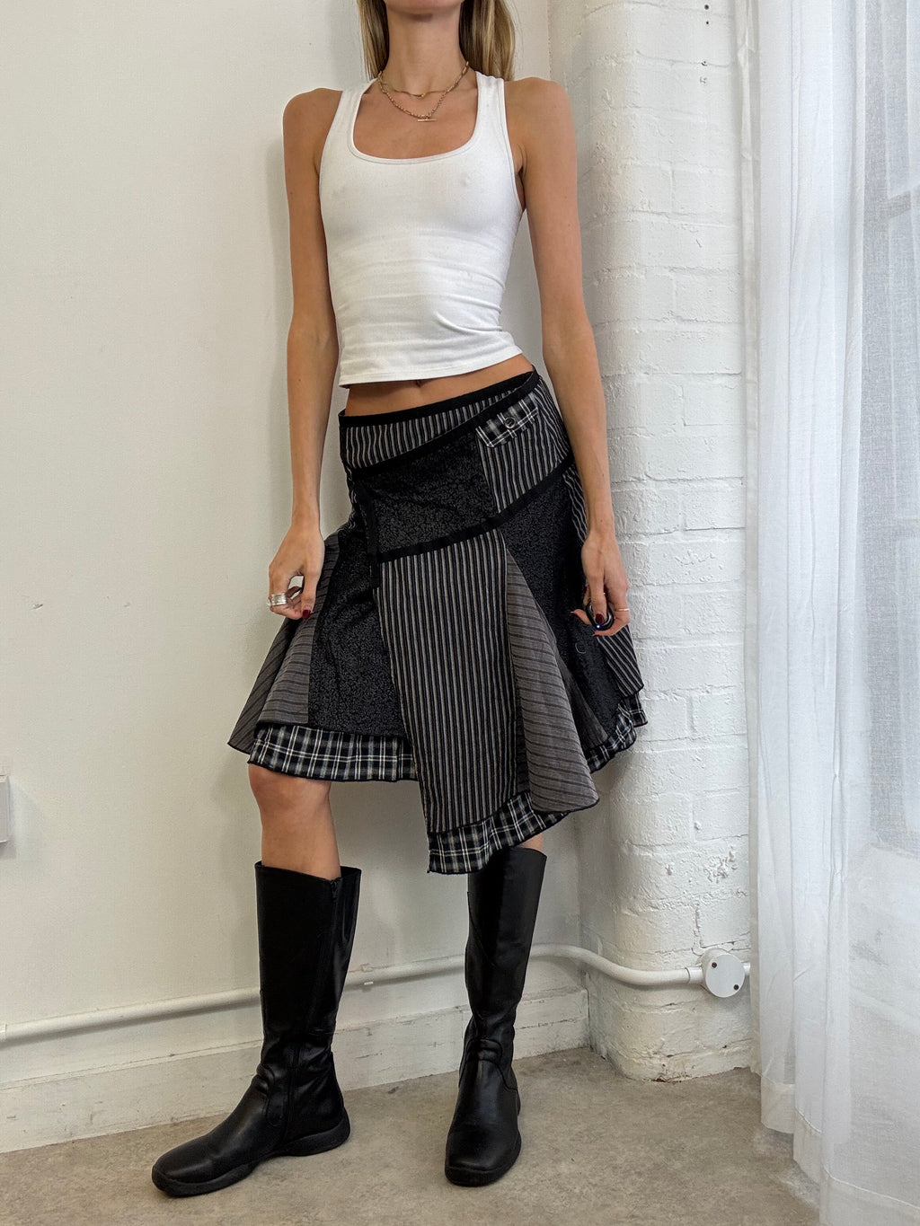 Vintage Y2K pinstripe wrap skirt black