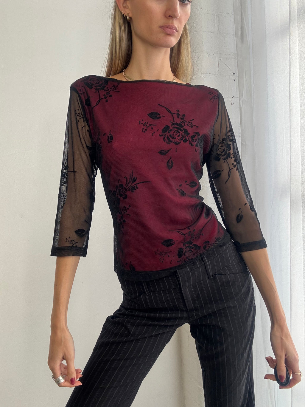 Vintage 90s burgundy mesh 3/4 sleeve top