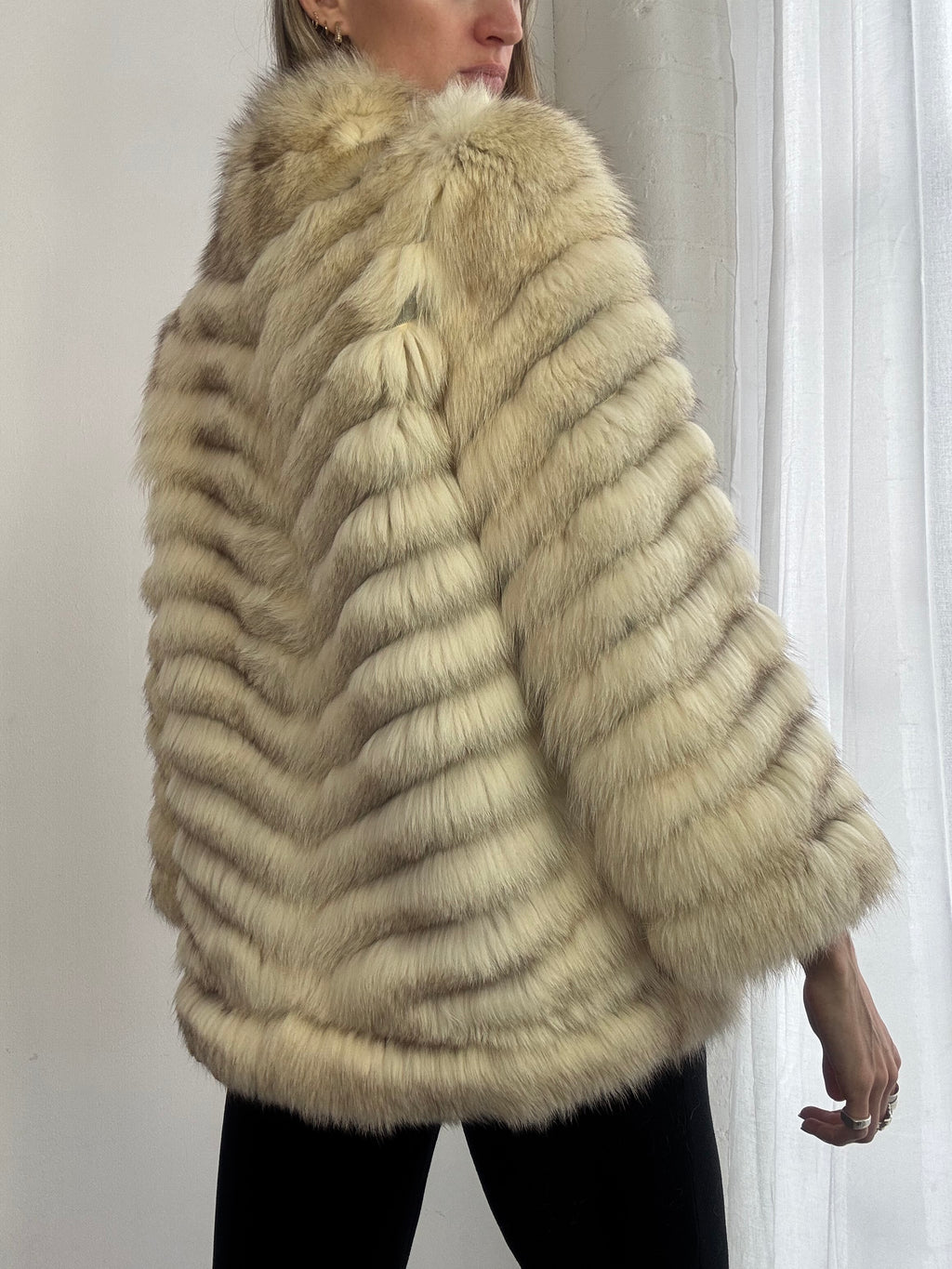 Vintage 90s cream fox fur coat