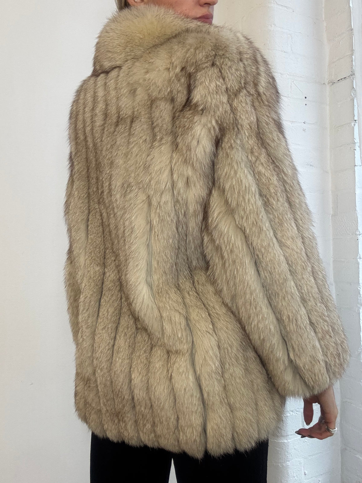 Vintage Cream Fox Fur Coat - Size XS