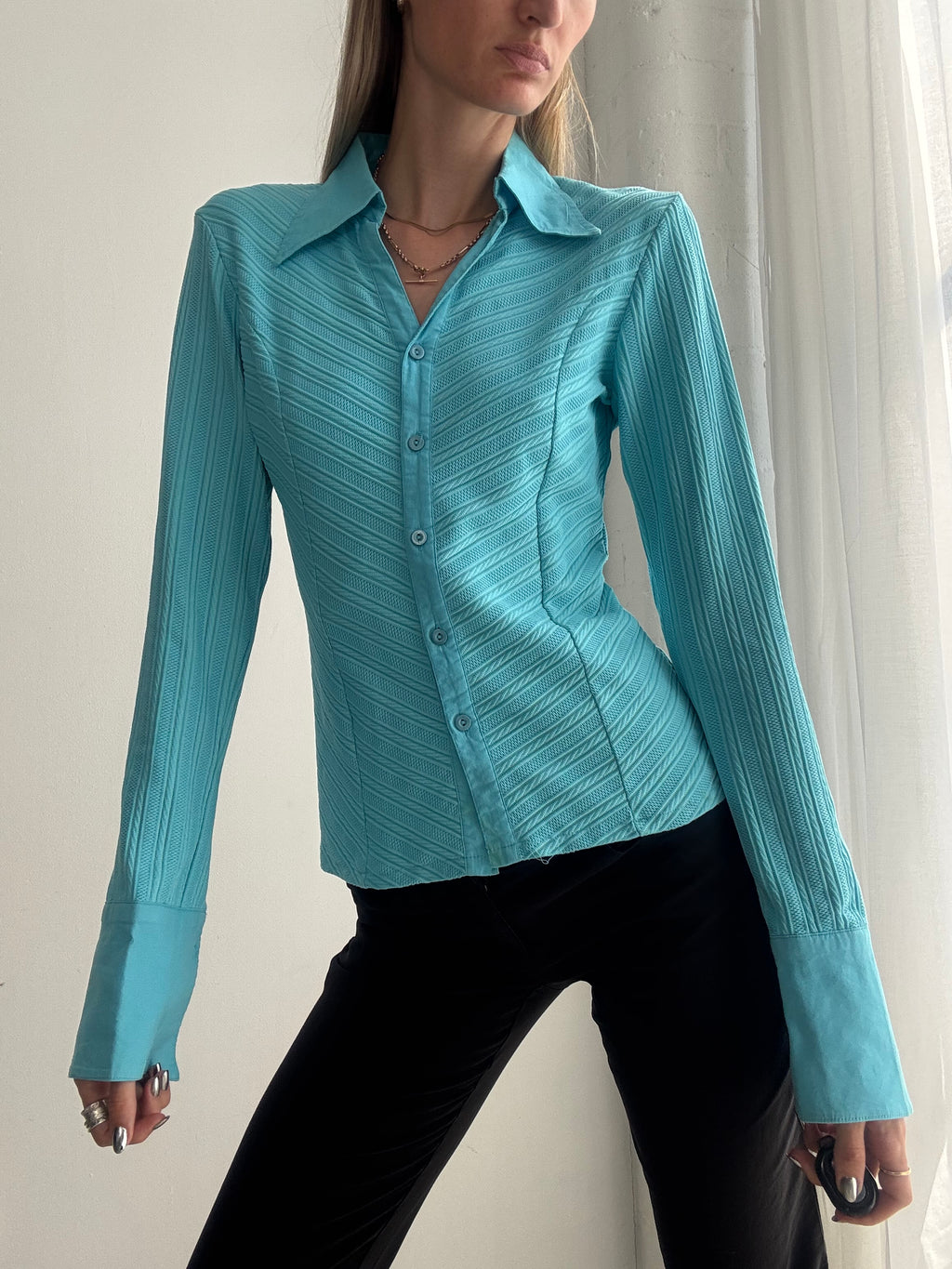 Vintage Y2K Turquoise Crinkle Shirt – Fitted Button Up Blouse - Size M