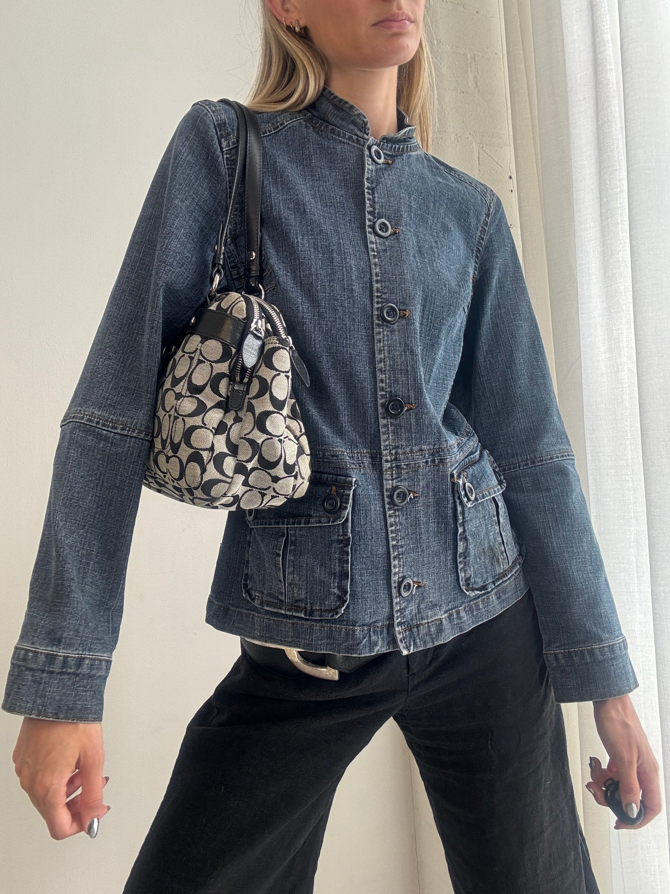Vintage Y2K Denim Jacket – Blue Utility Button Up Denim Jacket - Size M