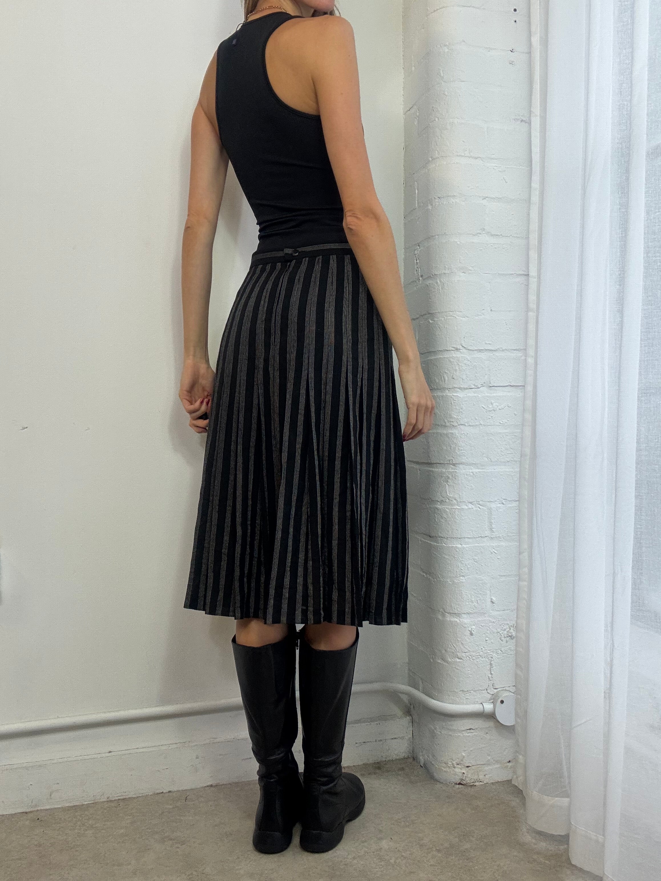 Vintage 90s pinstripe pleated midi skirt