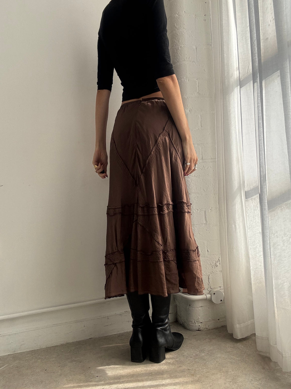 Vintage Y2K Chocolate Brown Tiered Midi Skirt - Size L