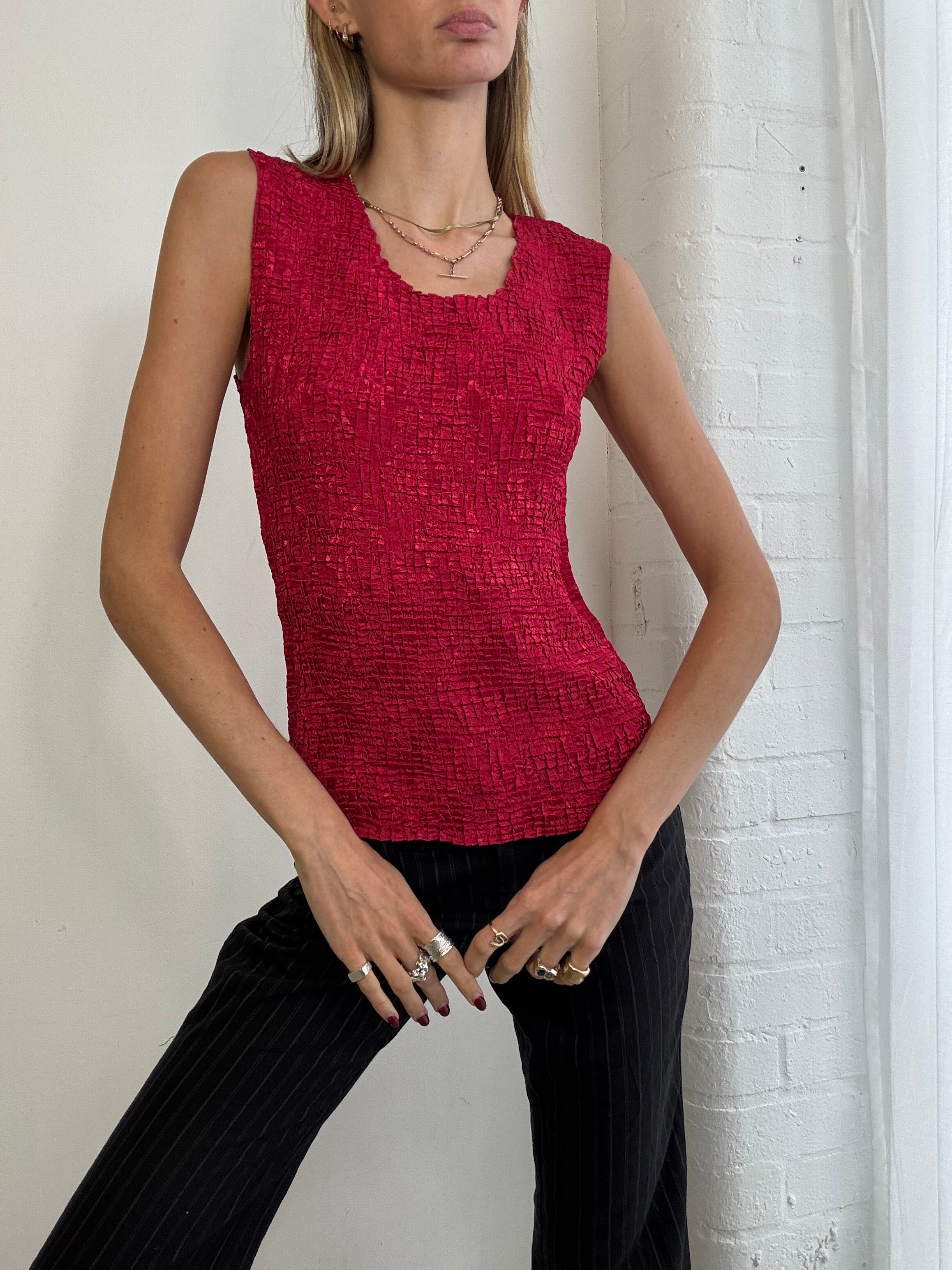 Vintage 90s crinkly tank top