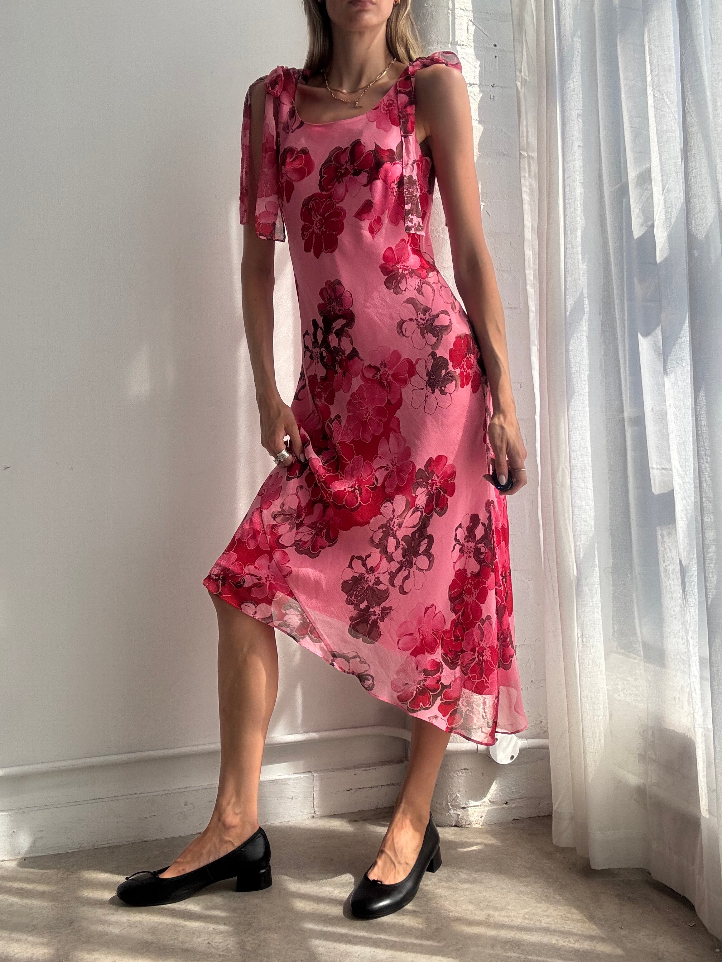 Vintage Y2K Pink Floral Silk Handkerchief Midi Dress - Size M