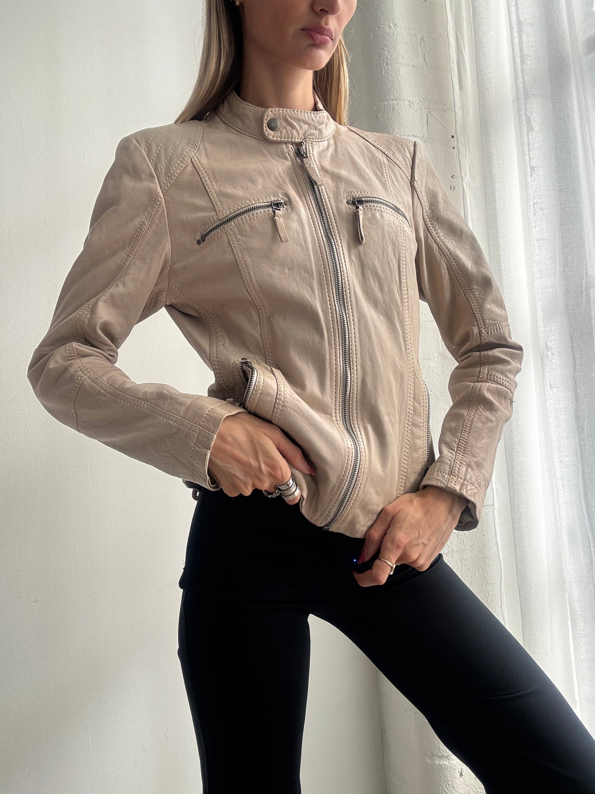 Vintage Y2K Beige Leather Biker Jacket - Size M