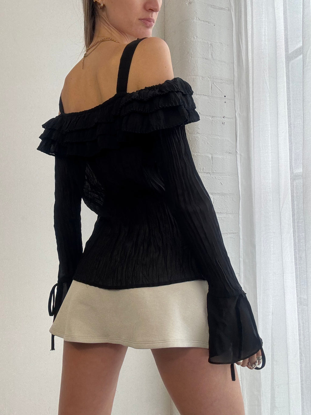 Vintage Y2K black off shoulder ruffle top