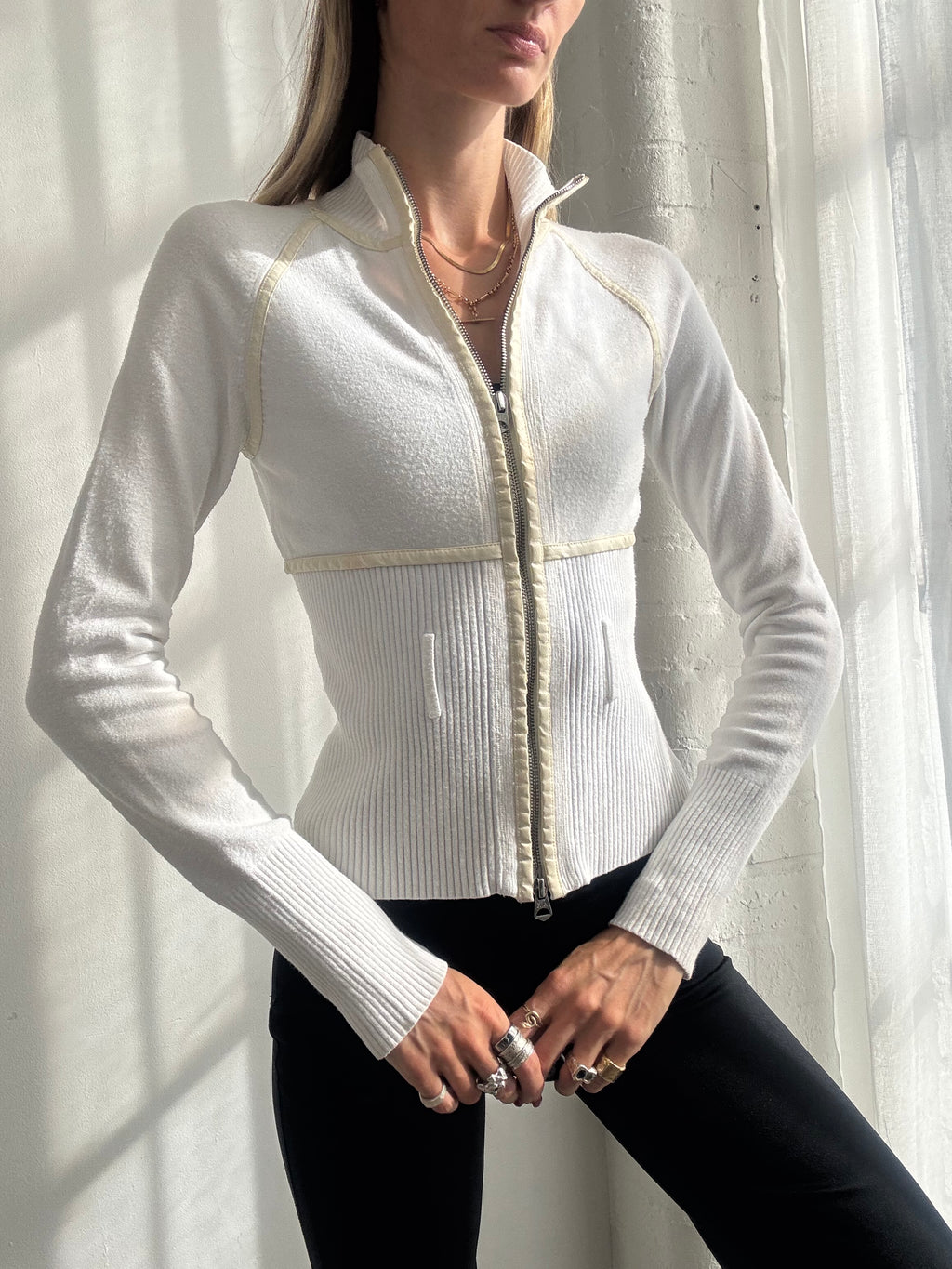 Vintage Y2K Armani White Ribbed Zip Up Knit Cardigan - Size S-M