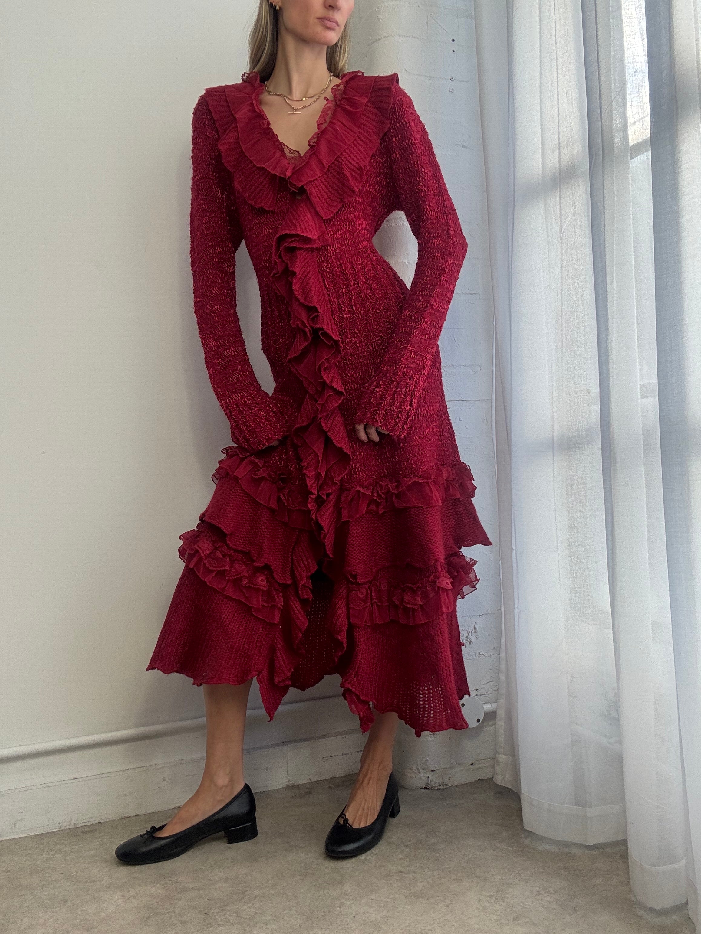 Vintage Y2K knitted cardigan / jumper dress ruffle red