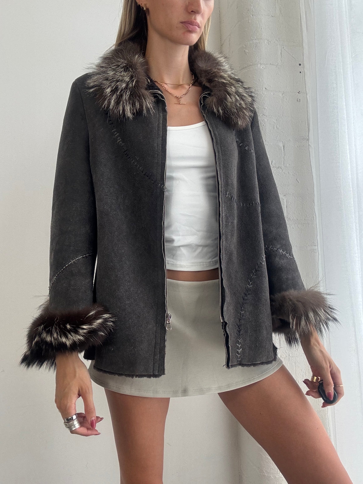 Vintage Y2k Grey Suede Real Fur Trim Zip Up Jacket - Size M
