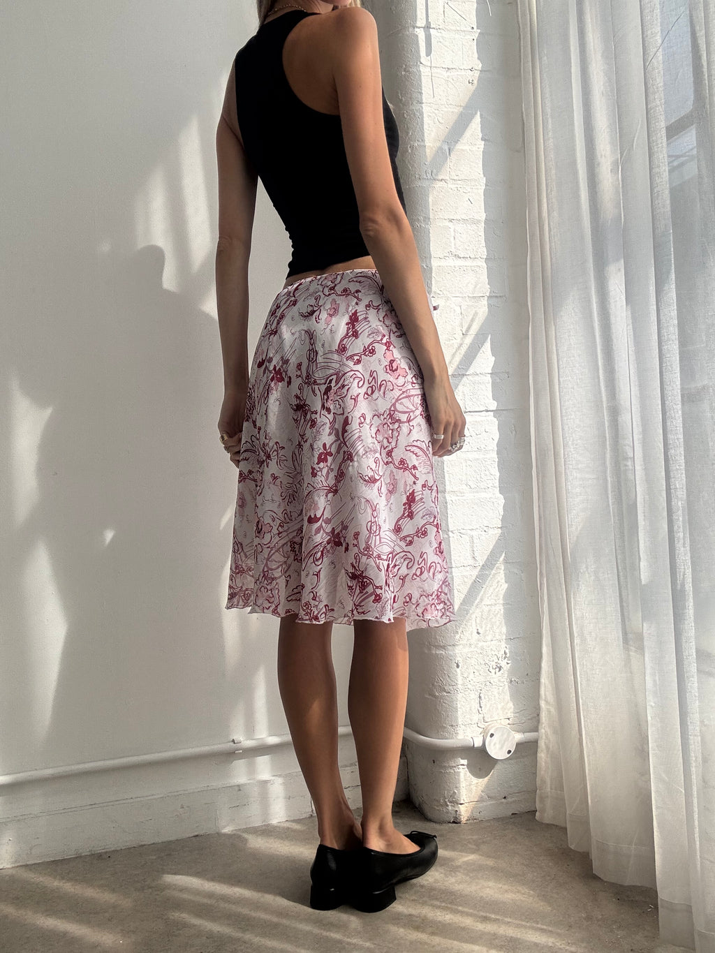 Vintage Y2K Red & White Floral Print Bias Cut Mesh Midi Skirt - Size M/L