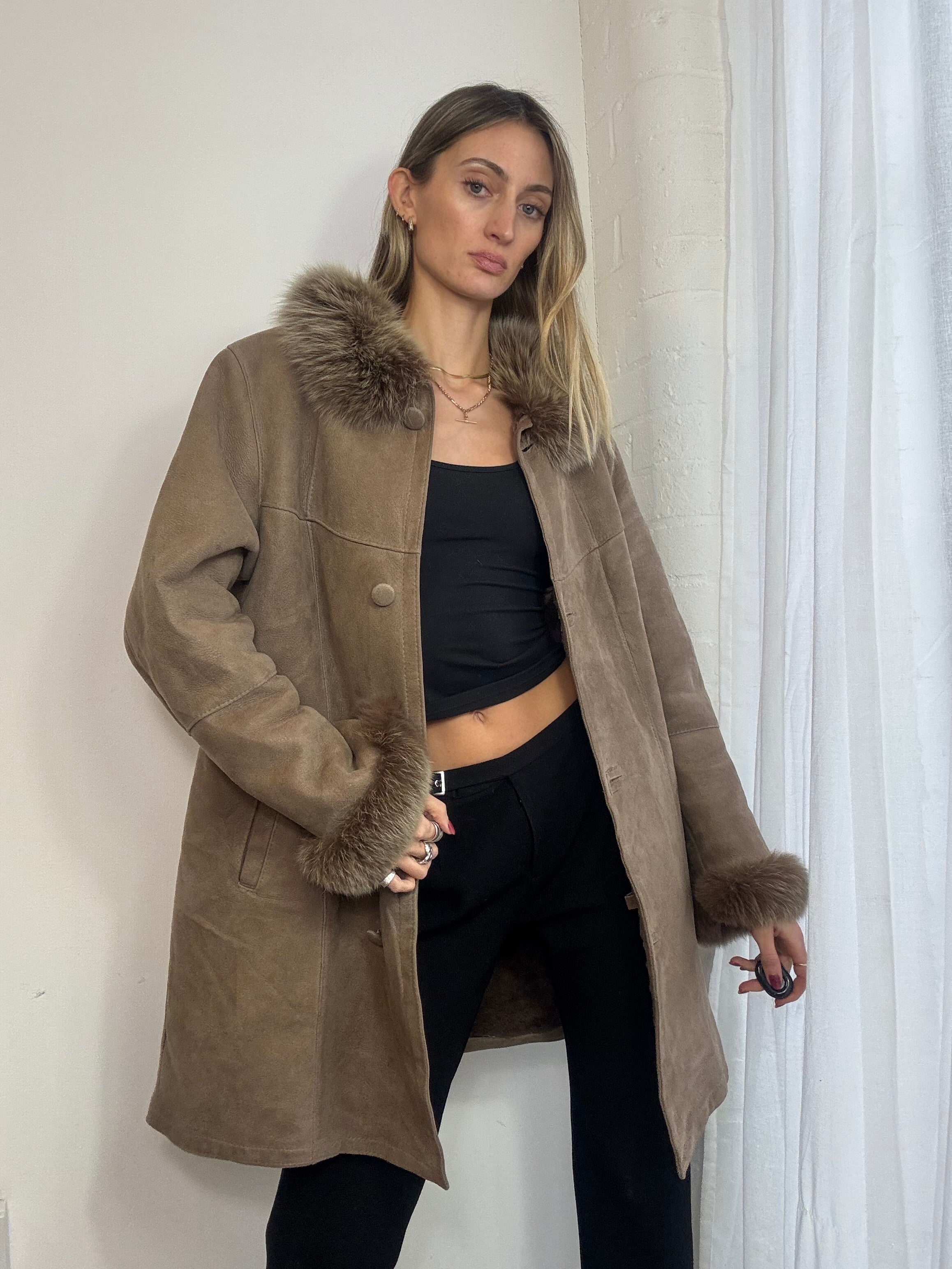 Vintage long suede button up coat fur trim