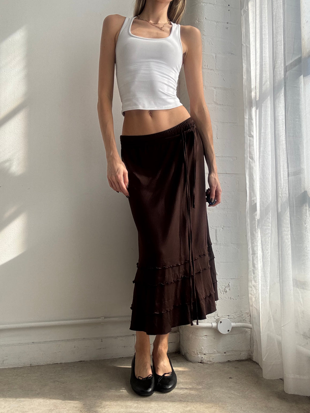 Vintage Y2K chocolate brown ruffle midi skirt