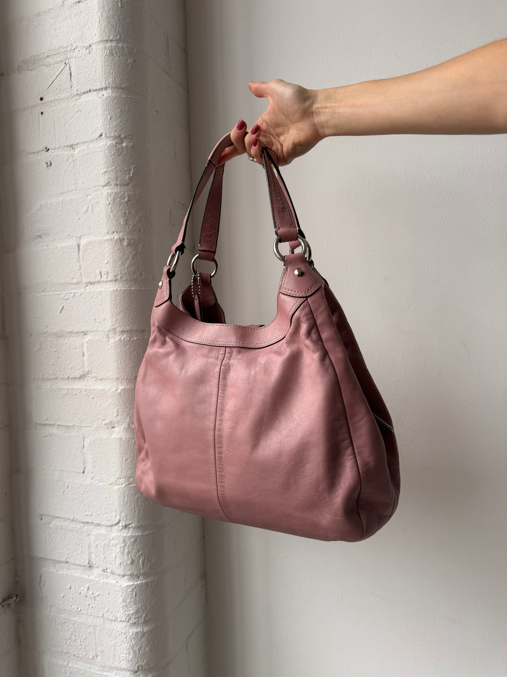 Vintage Y2K coach soho leather shoulder bag pink