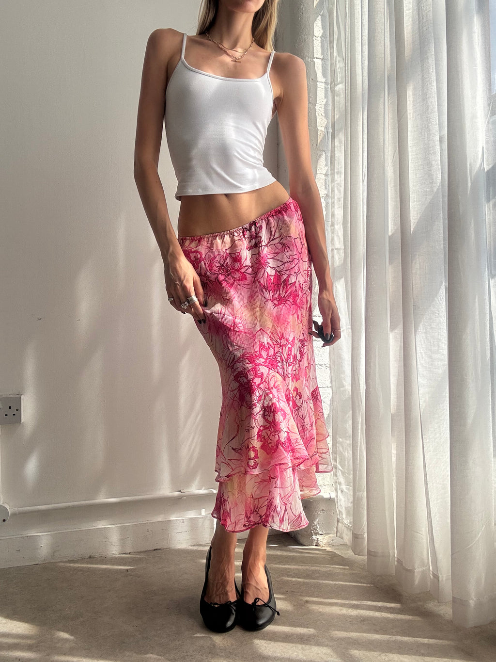 Vintage y2k pink floral mesh midi skirt - Size S