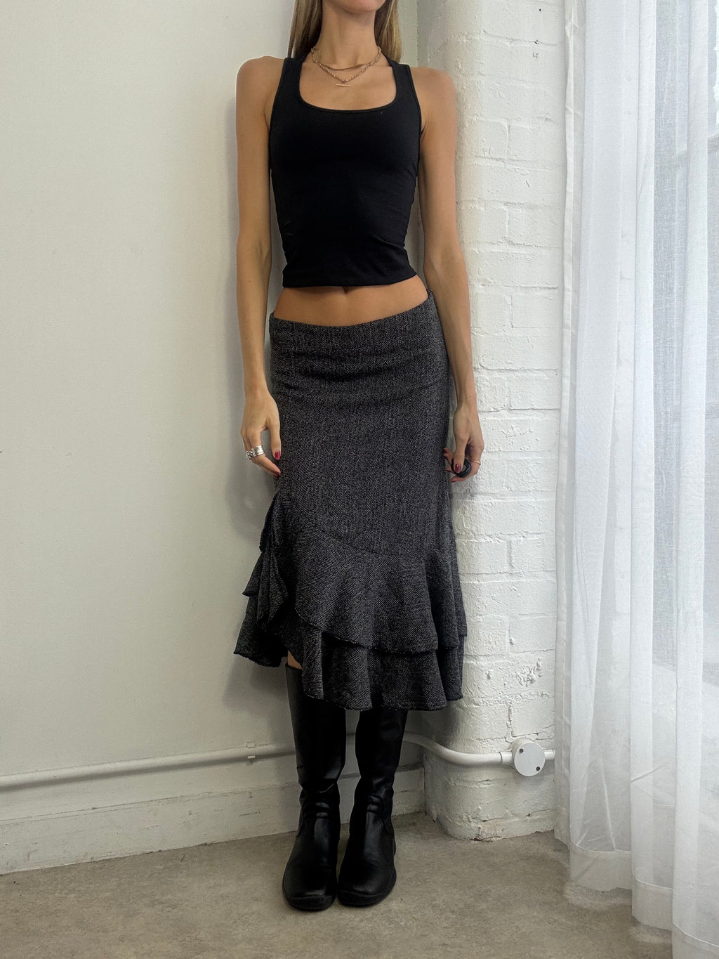 Vintage Y2K grey woven midi skirt ruffle office