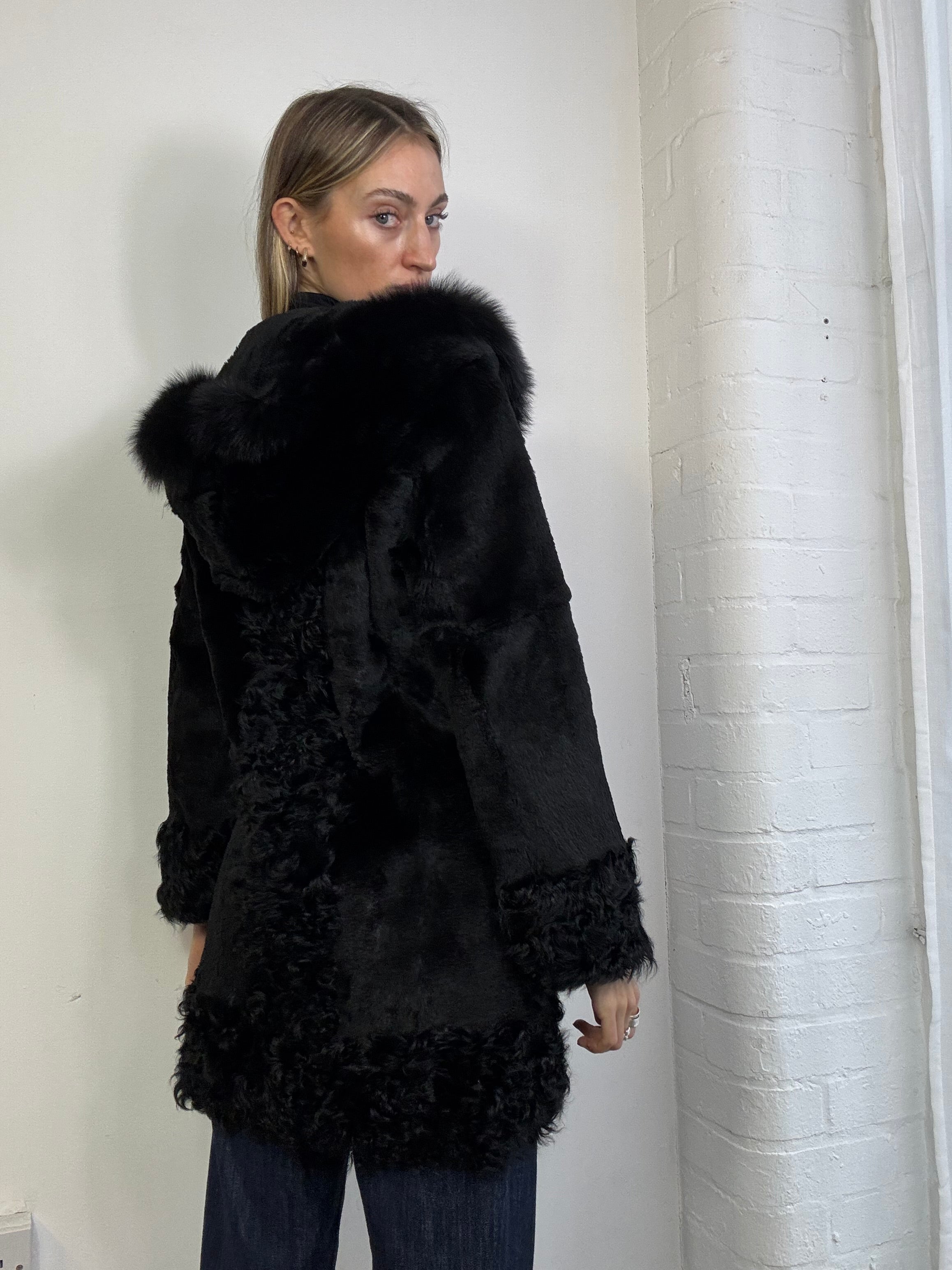 Vintage 90s hooded fur coat black