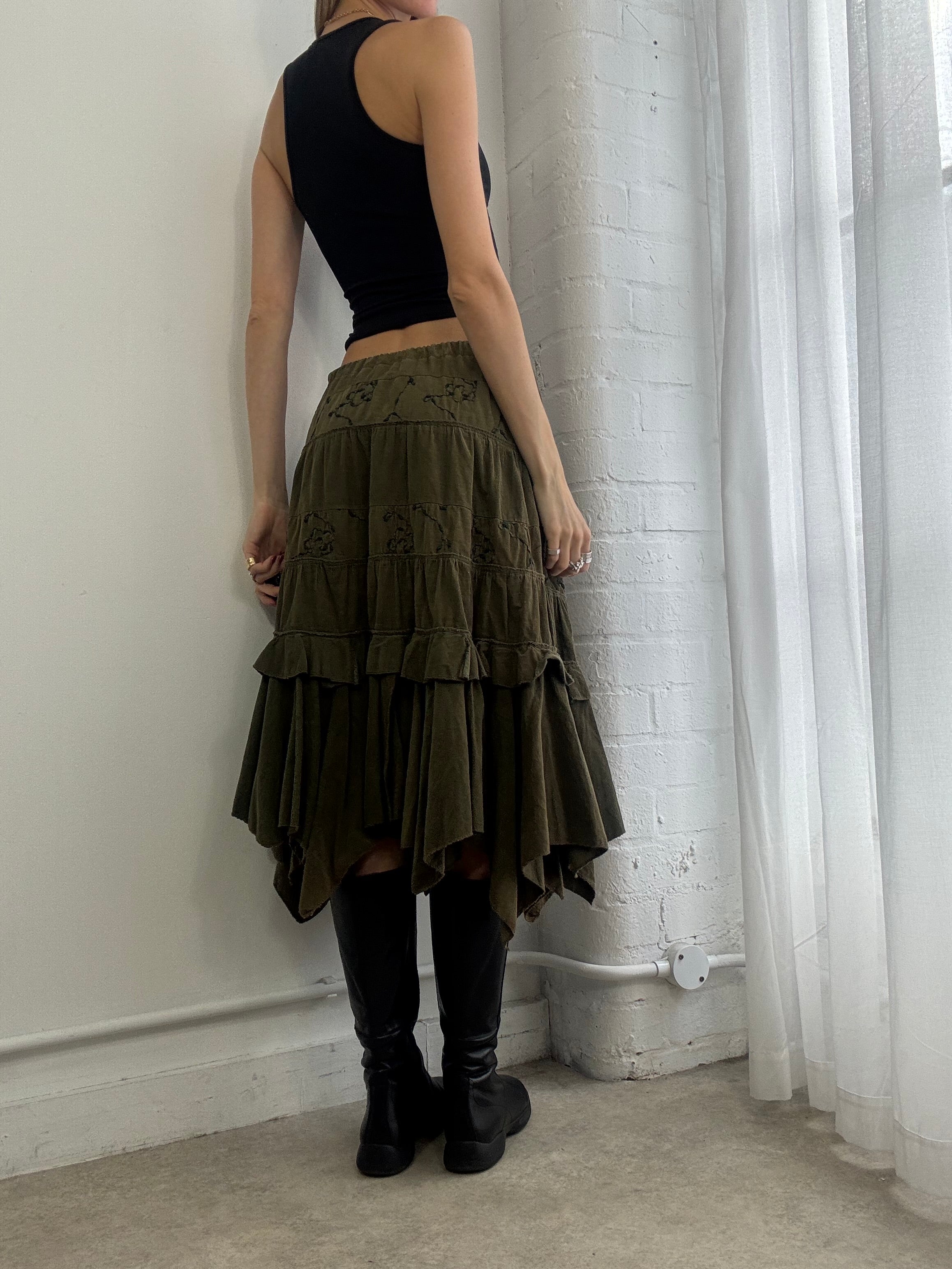 Vintage Y2K khaki tiered ruffle corduroy midi skirt