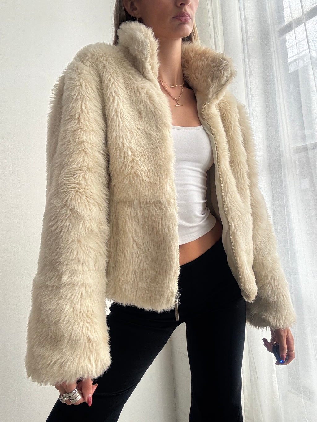 Vintage Y2K Cream Faux Fur Zip Up Jacket - Size L