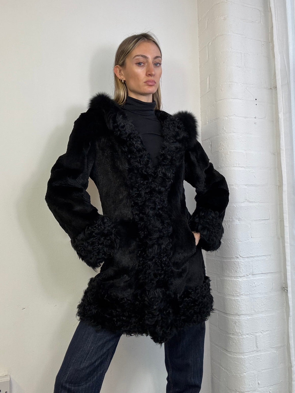 Vintage 90s hooded fur coat black