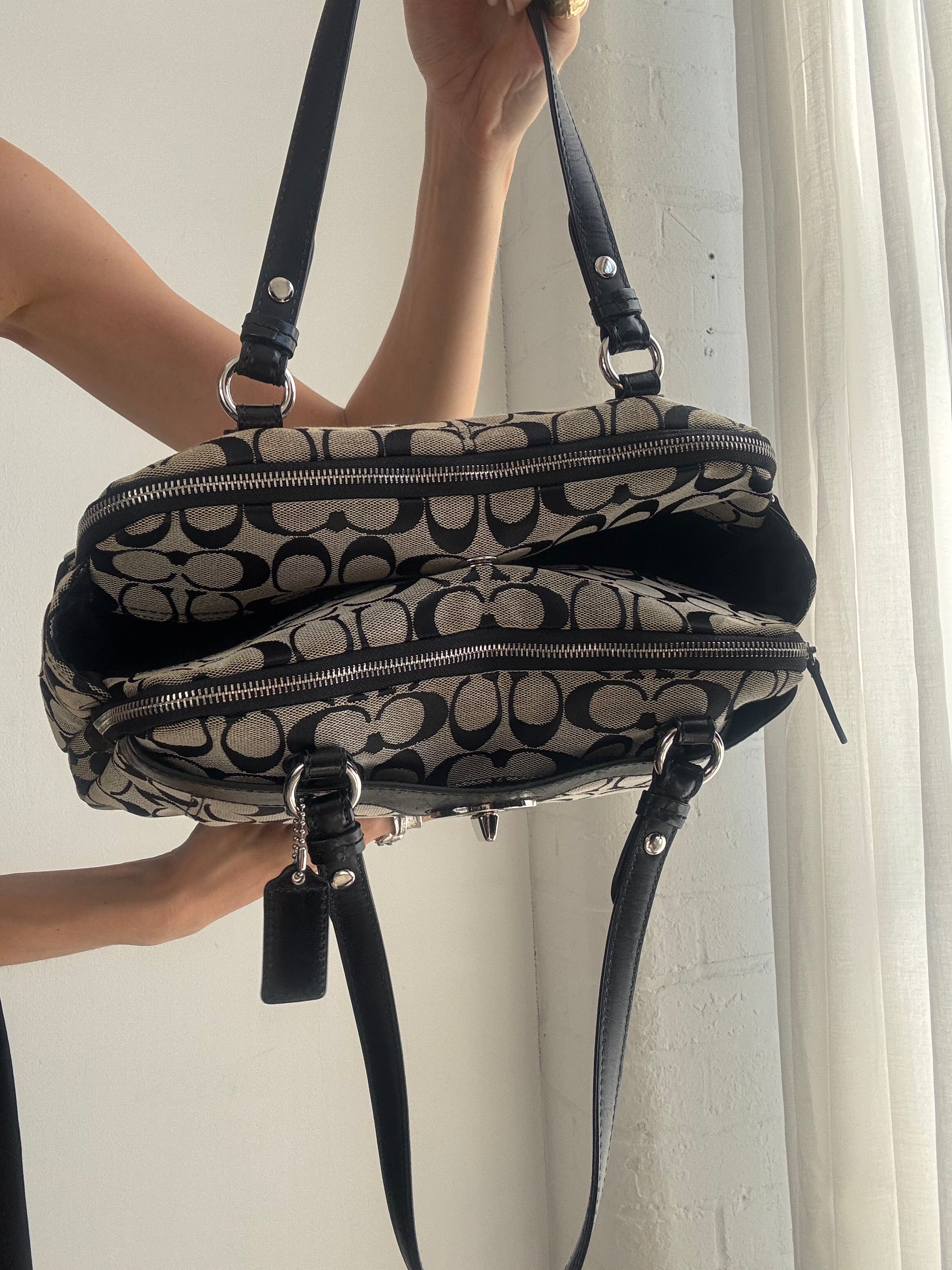 Vintage Y2K Coach Signature Penelope Satchel Bag – Black & Grey Monogram Canvas Shoulder Bag