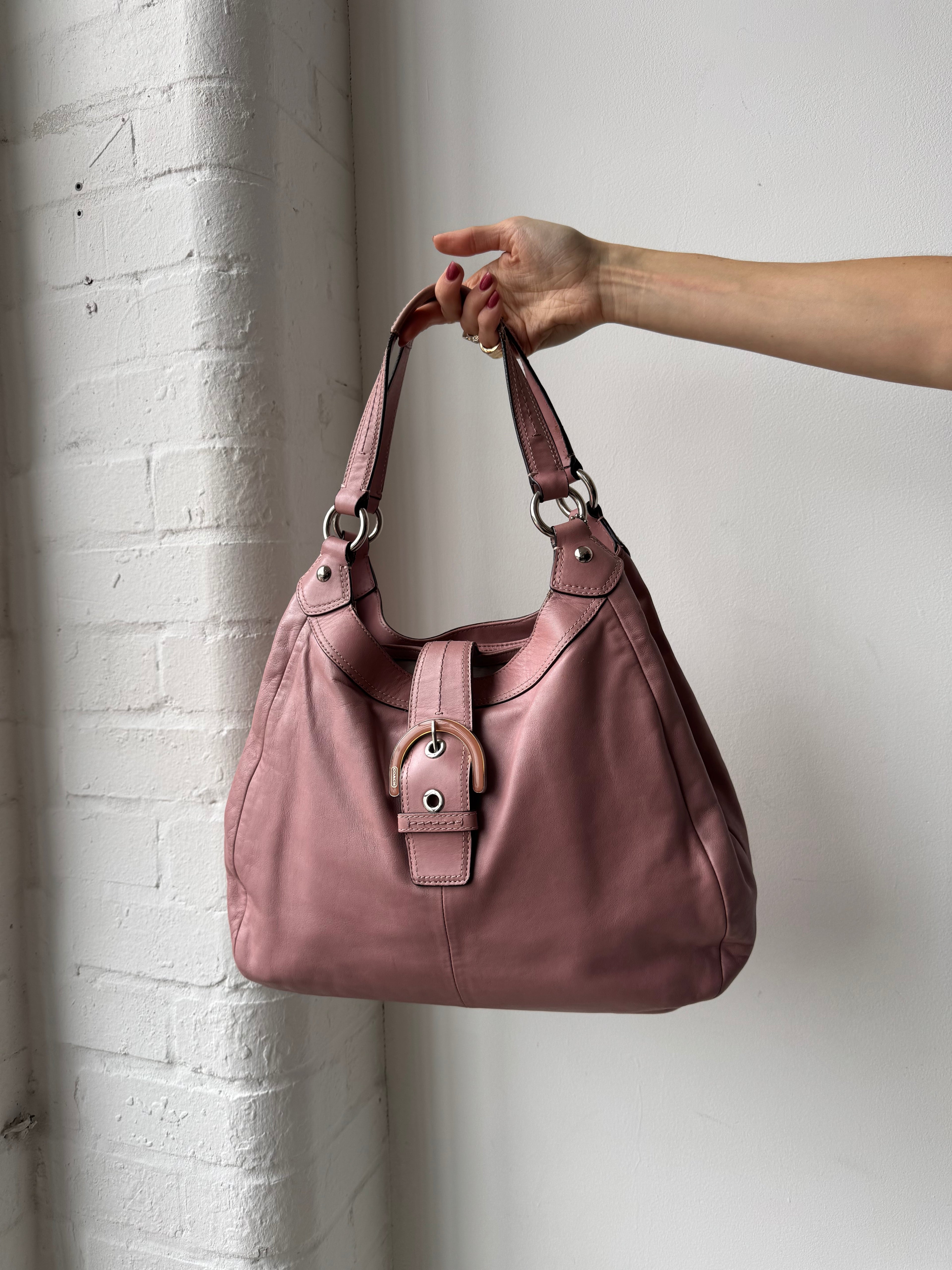 Vintage Y2K coach soho leather shoulder bag pink