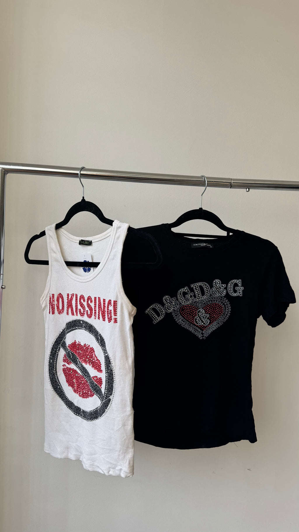 Vintage Y2K Dolce & Gabbana black love heart baby tee tshirt