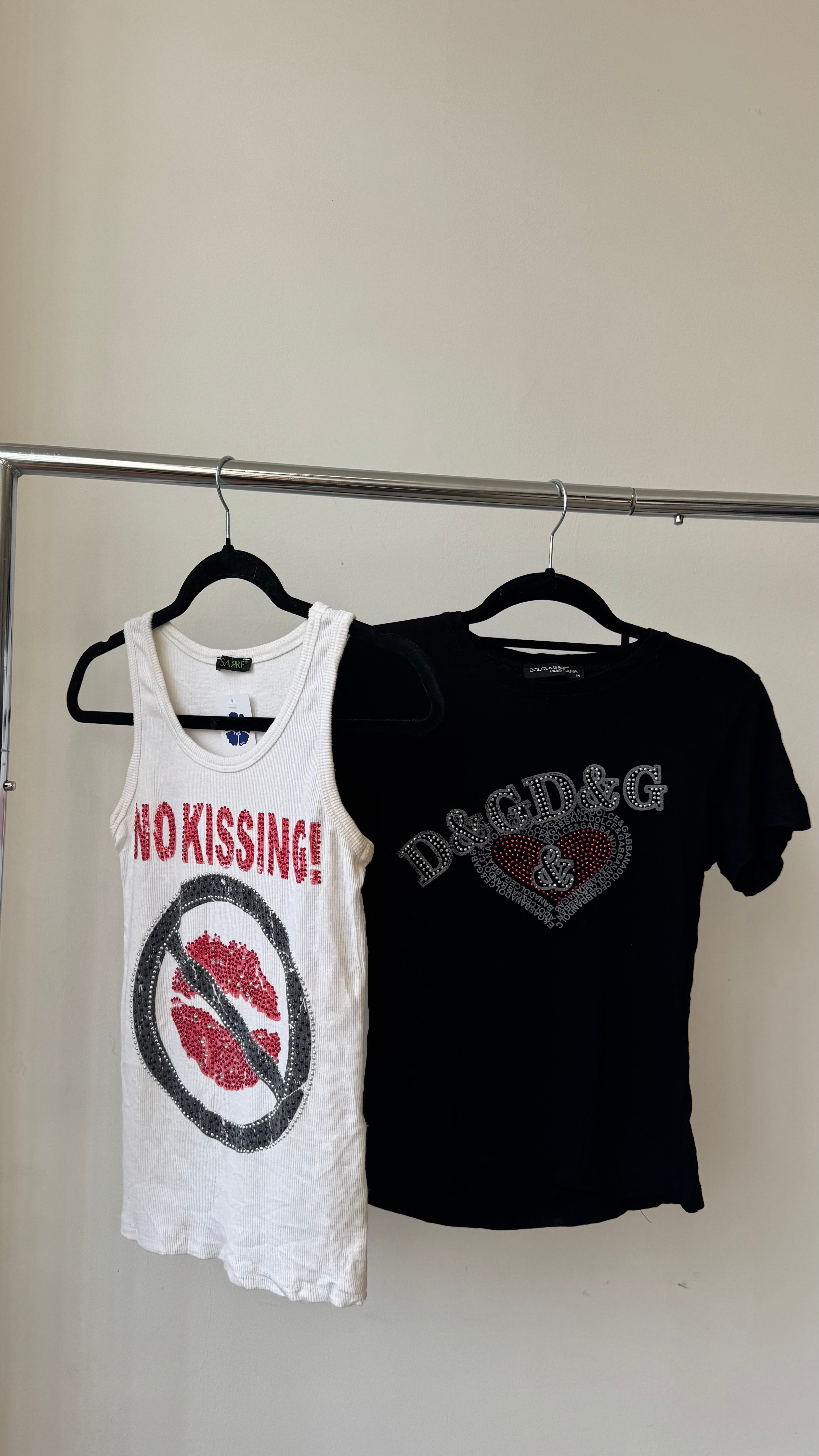 Vintage Y2K Dolce & Gabbana black love heart baby tee tshirt