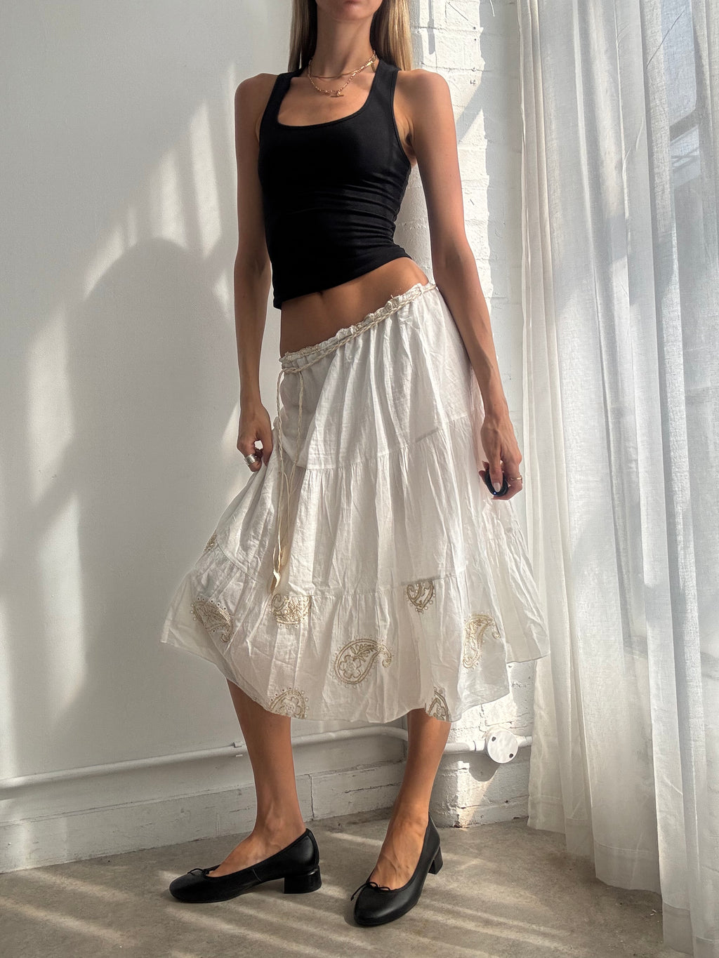 Vintage Y2K White Embroidered Cotton Boho Midi Skirt - Size XS/S