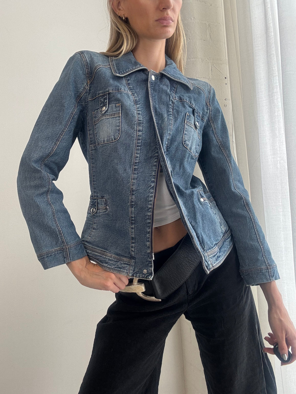 Vintage Fitted Denim Jacket – Blue Zip-Up Jean Jacket Y2K - Size M