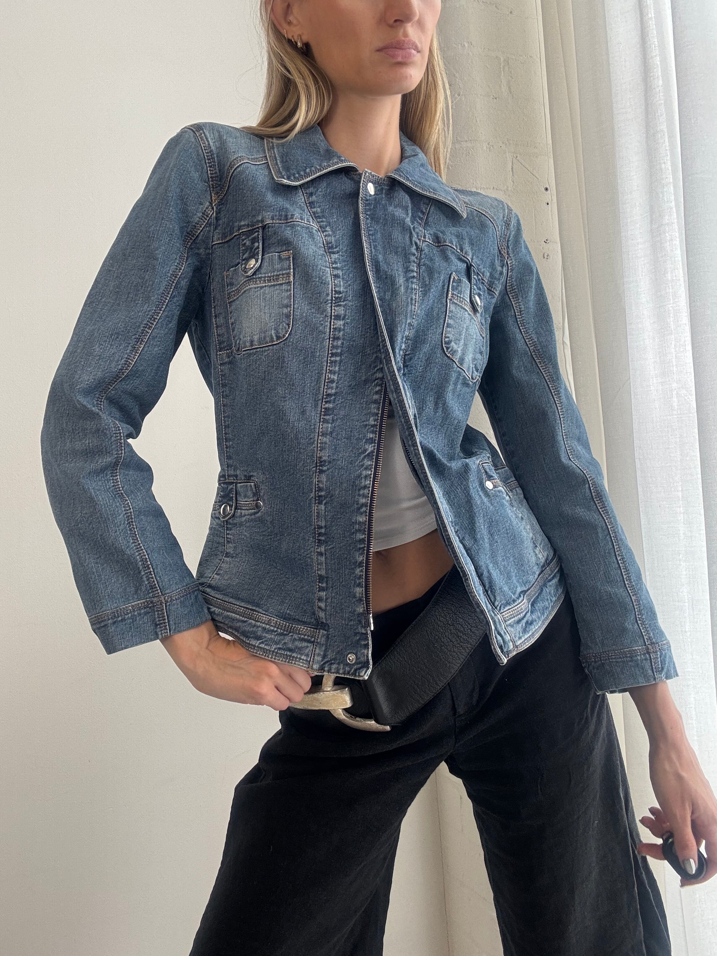 Vintage Fitted Denim Jacket – Blue Zip-Up Jean Jacket Y2K - Size M