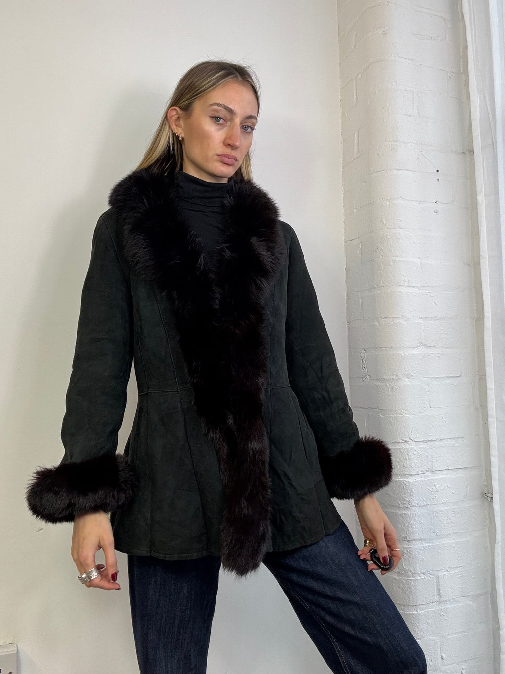 Vintage 90s black sheepskin coat with fox fur trim